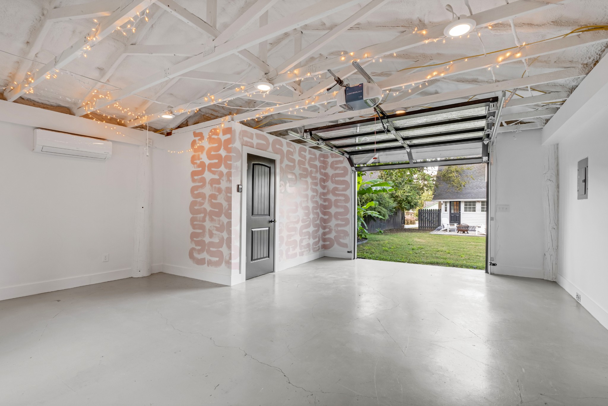 1134 Howard Ave