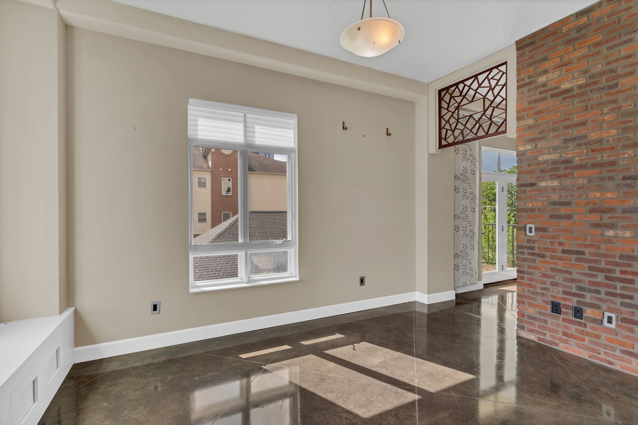 3014 Hedrick St Unit: 401