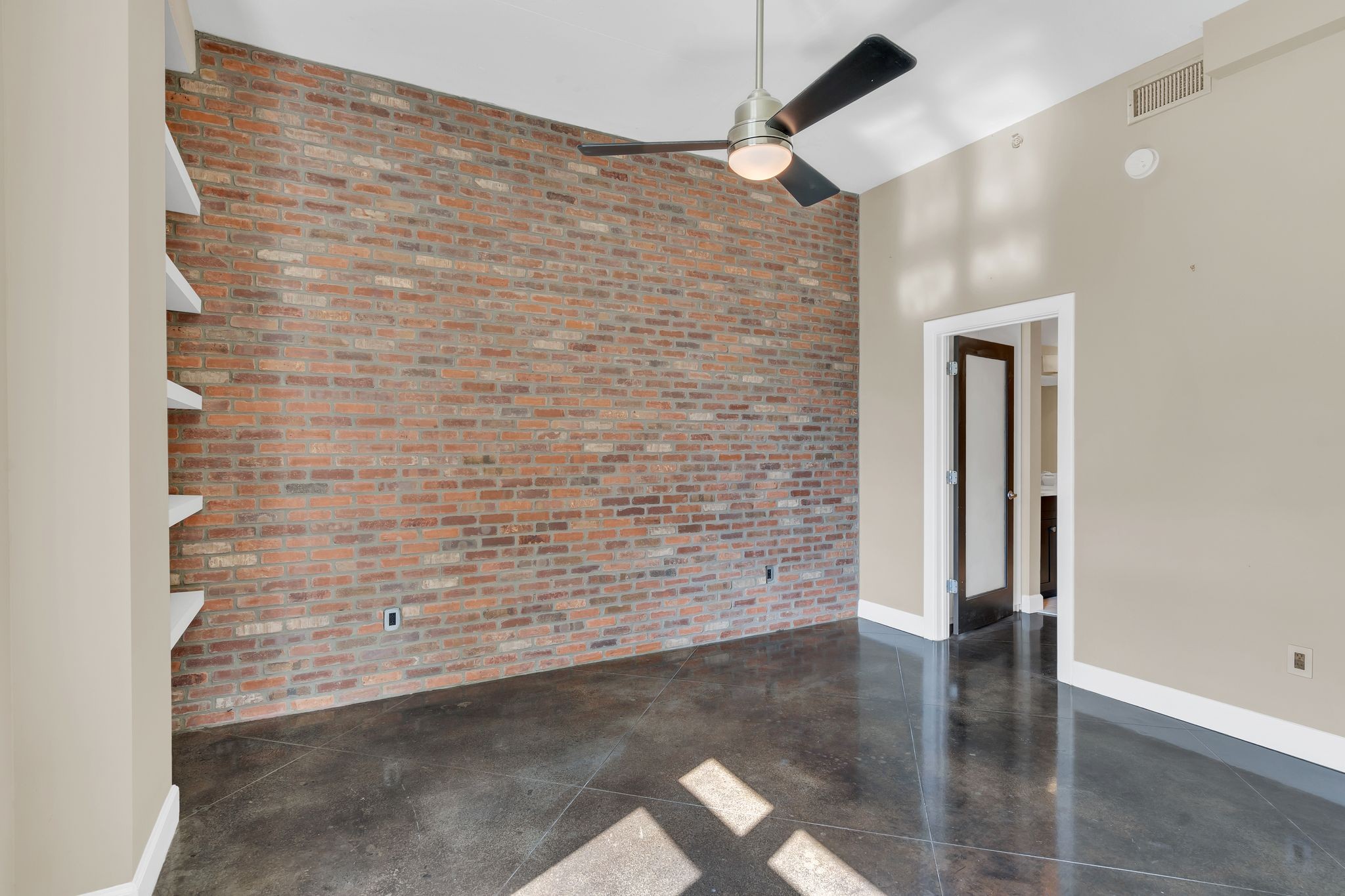 3014 Hedrick St Unit: 401