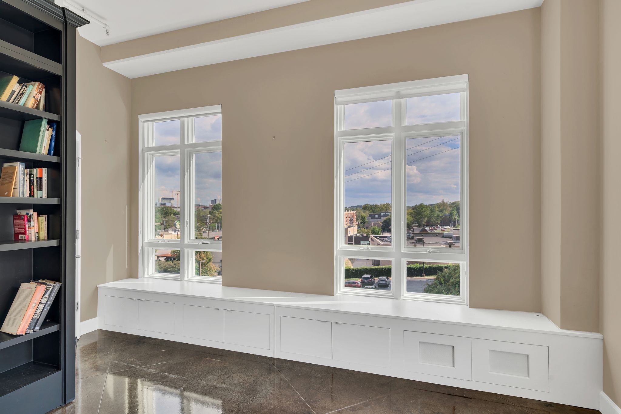 3014 Hedrick St Unit: 401