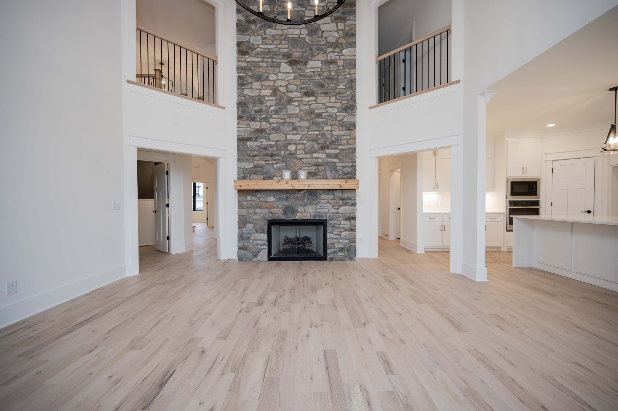 2710 Congress Dr