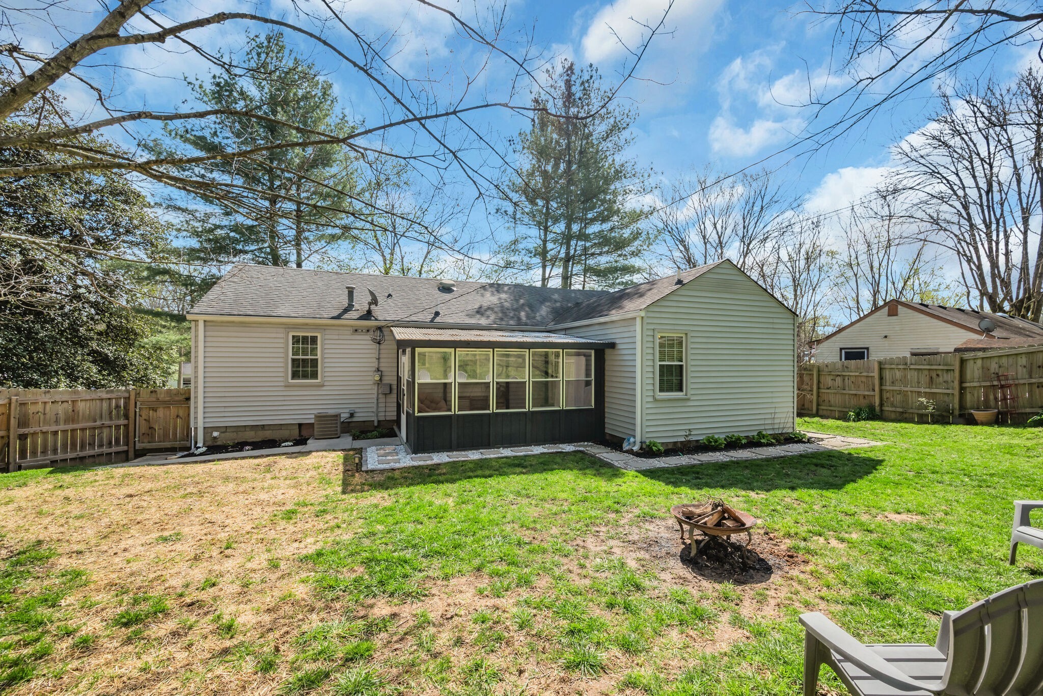 228 Graylynn Dr