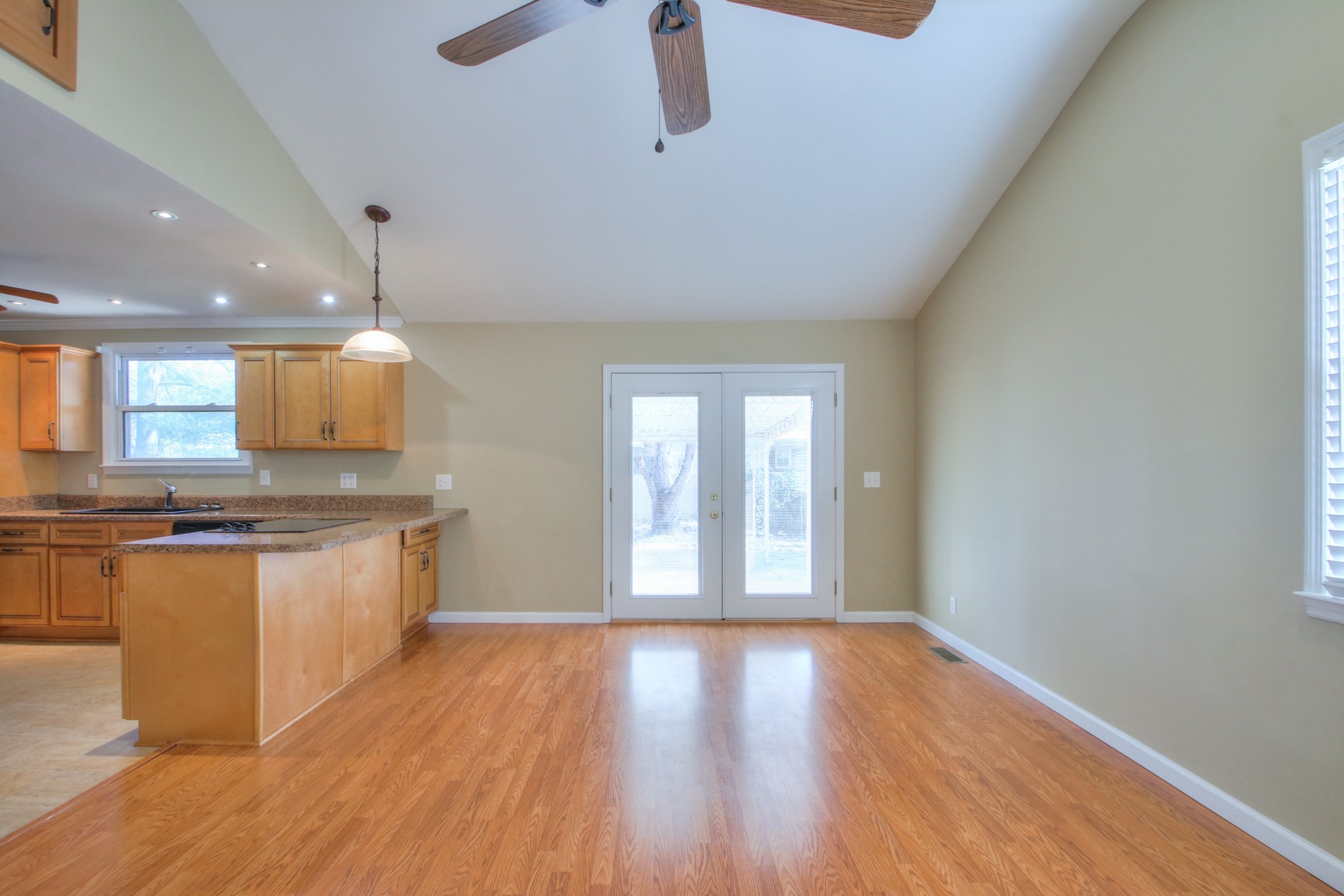 5014 W Durrett Dr