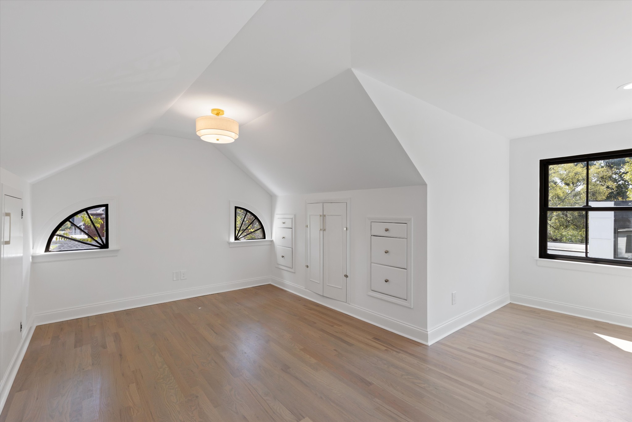 1509A Woodmont Blvd