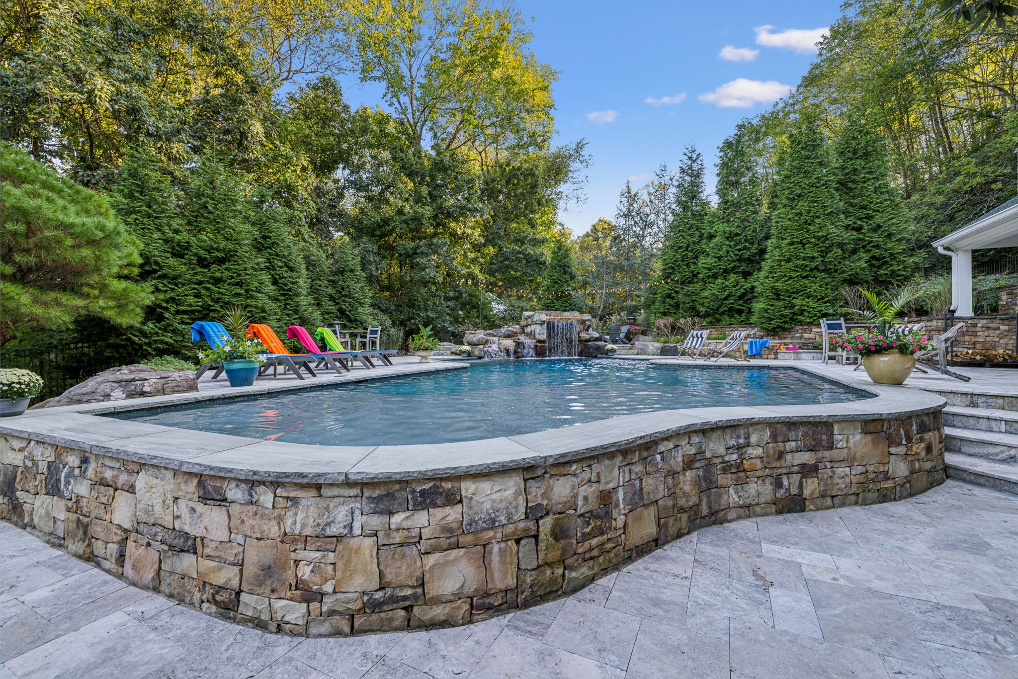 6351 Shadow Ridge