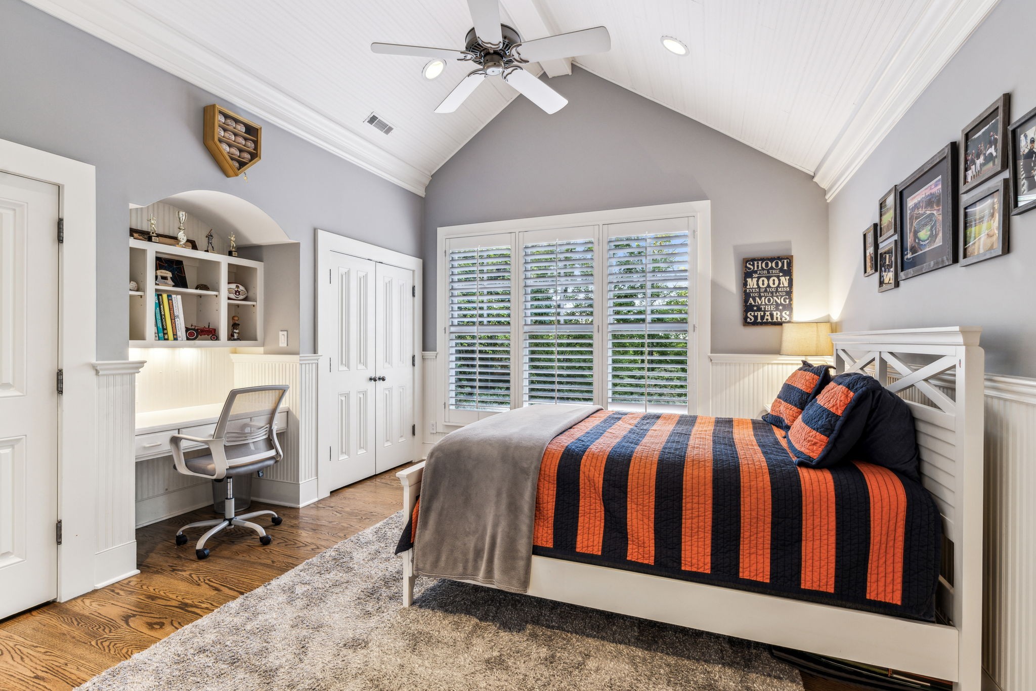 6351 Shadow Ridge