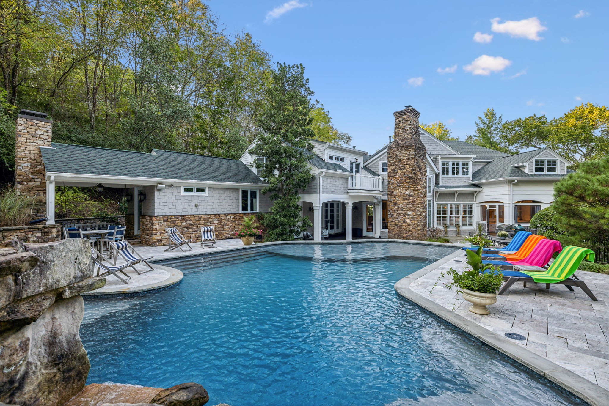 6351 Shadow Ridge
