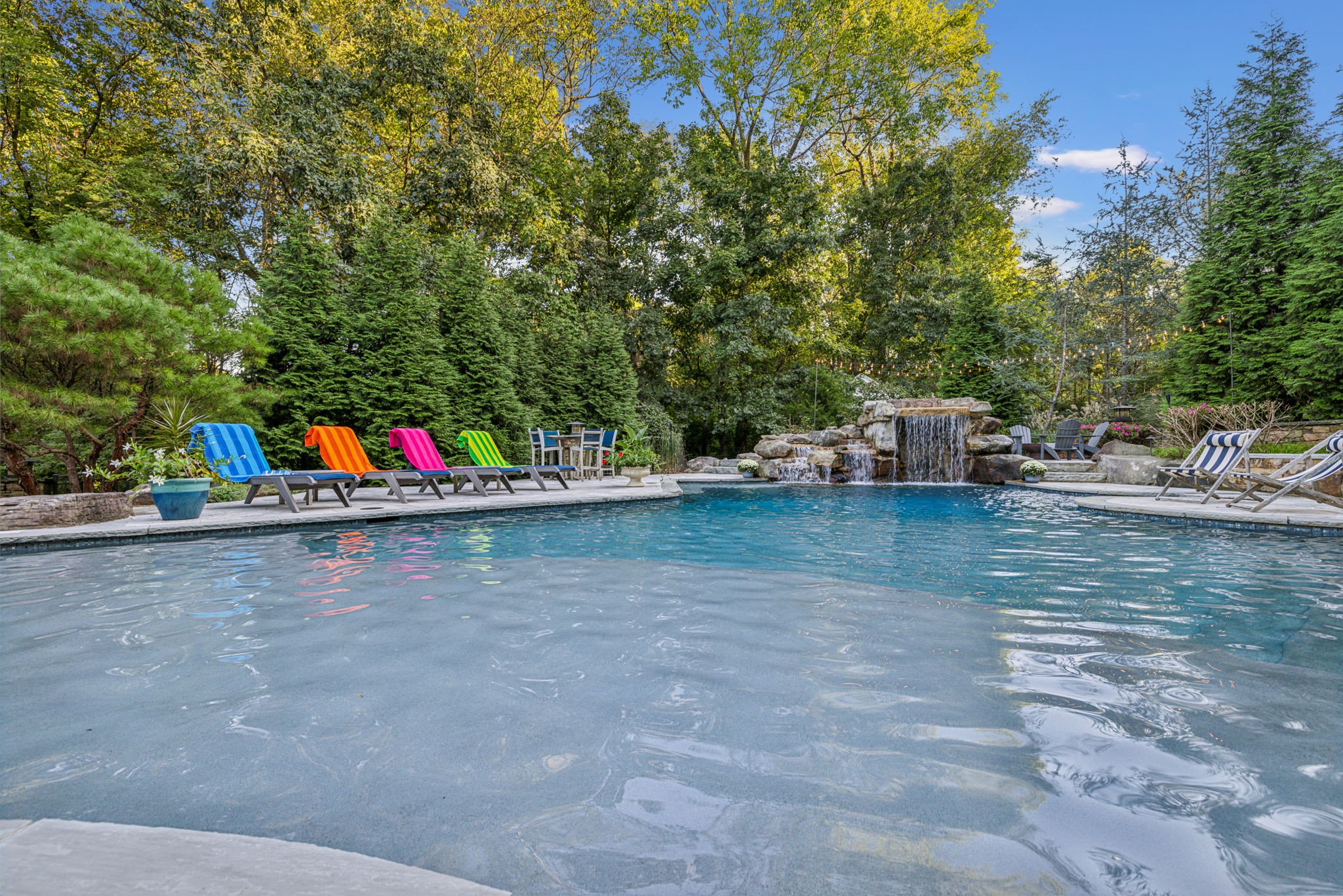 6351 Shadow Ridge