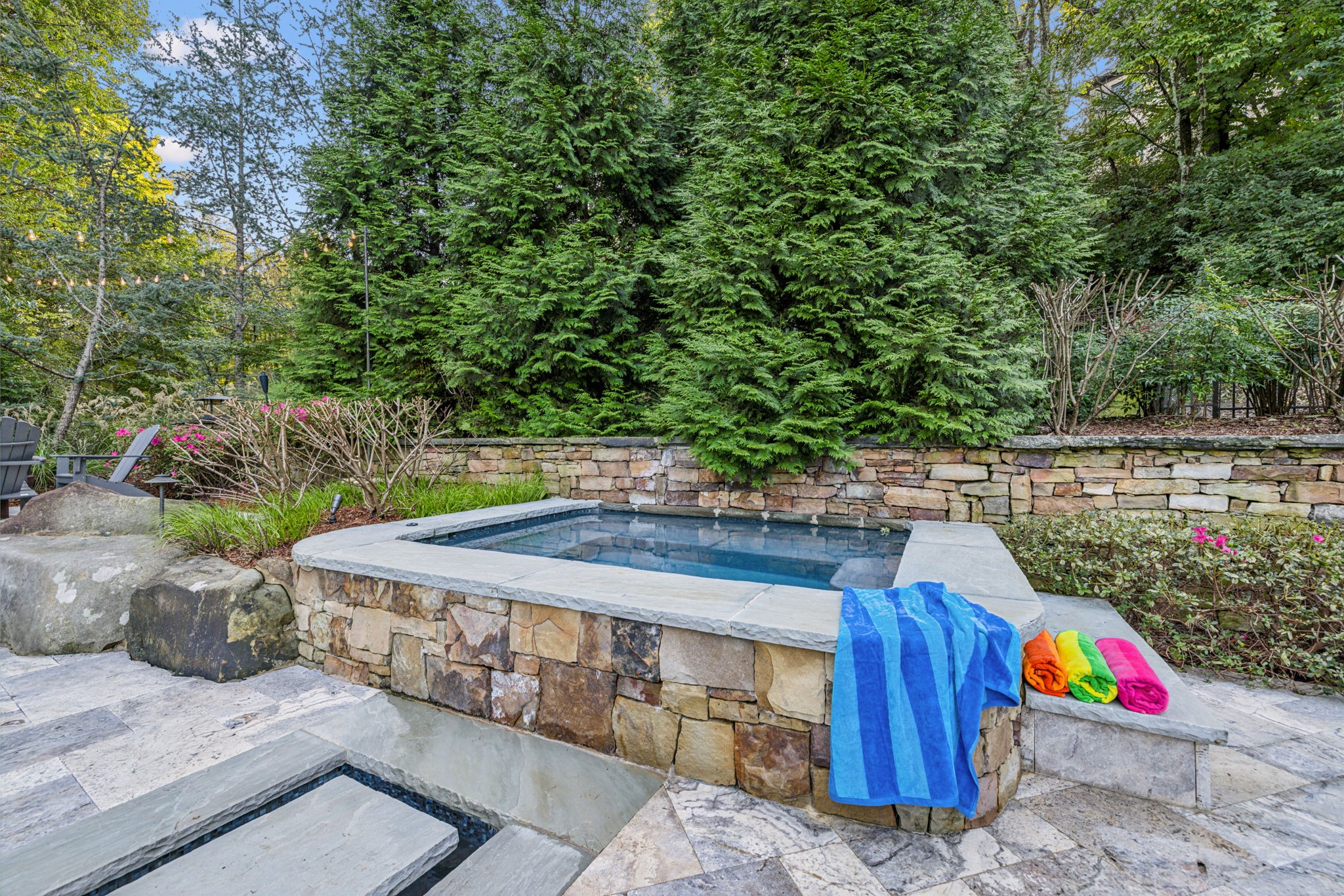 6351 Shadow Ridge