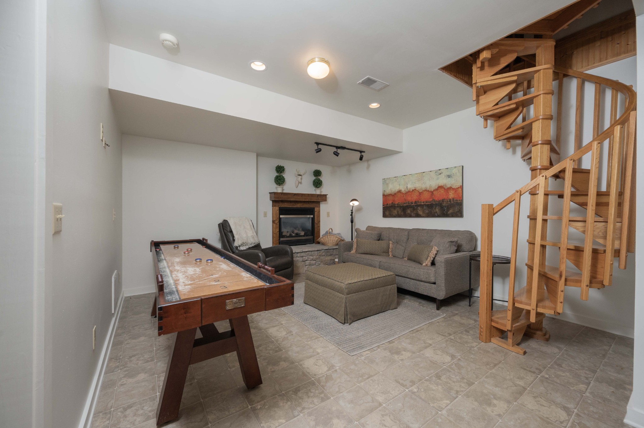 135 Village Way