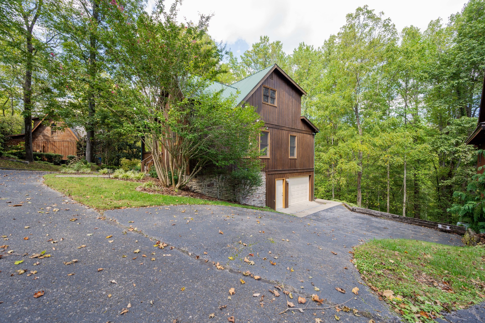 135 Village Way