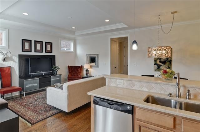 334 Byron Way