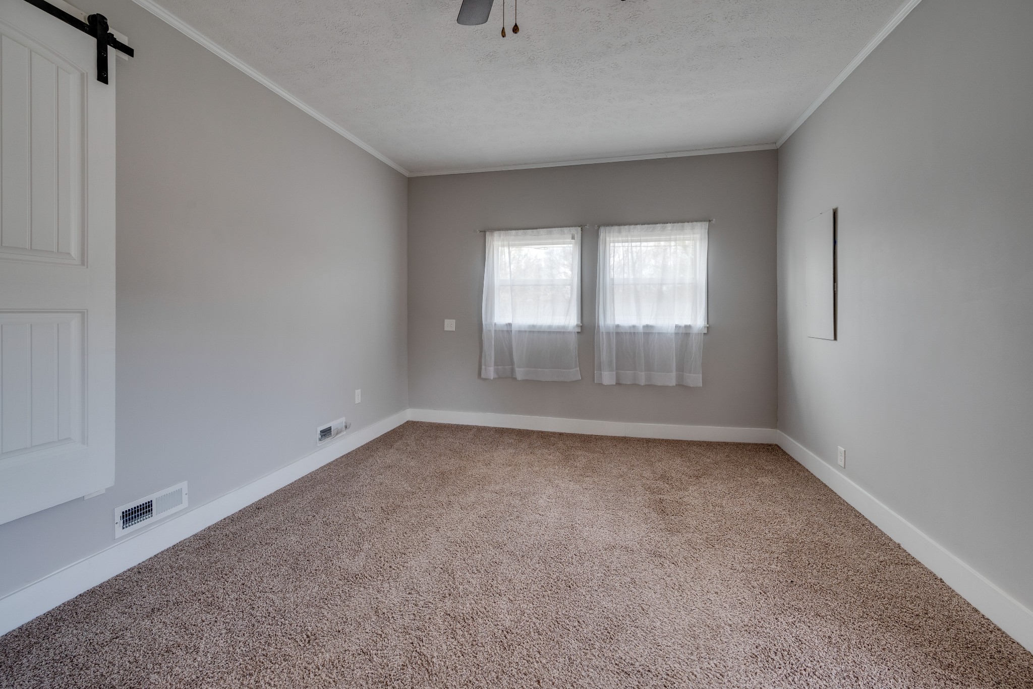 3254 Vailview Dr