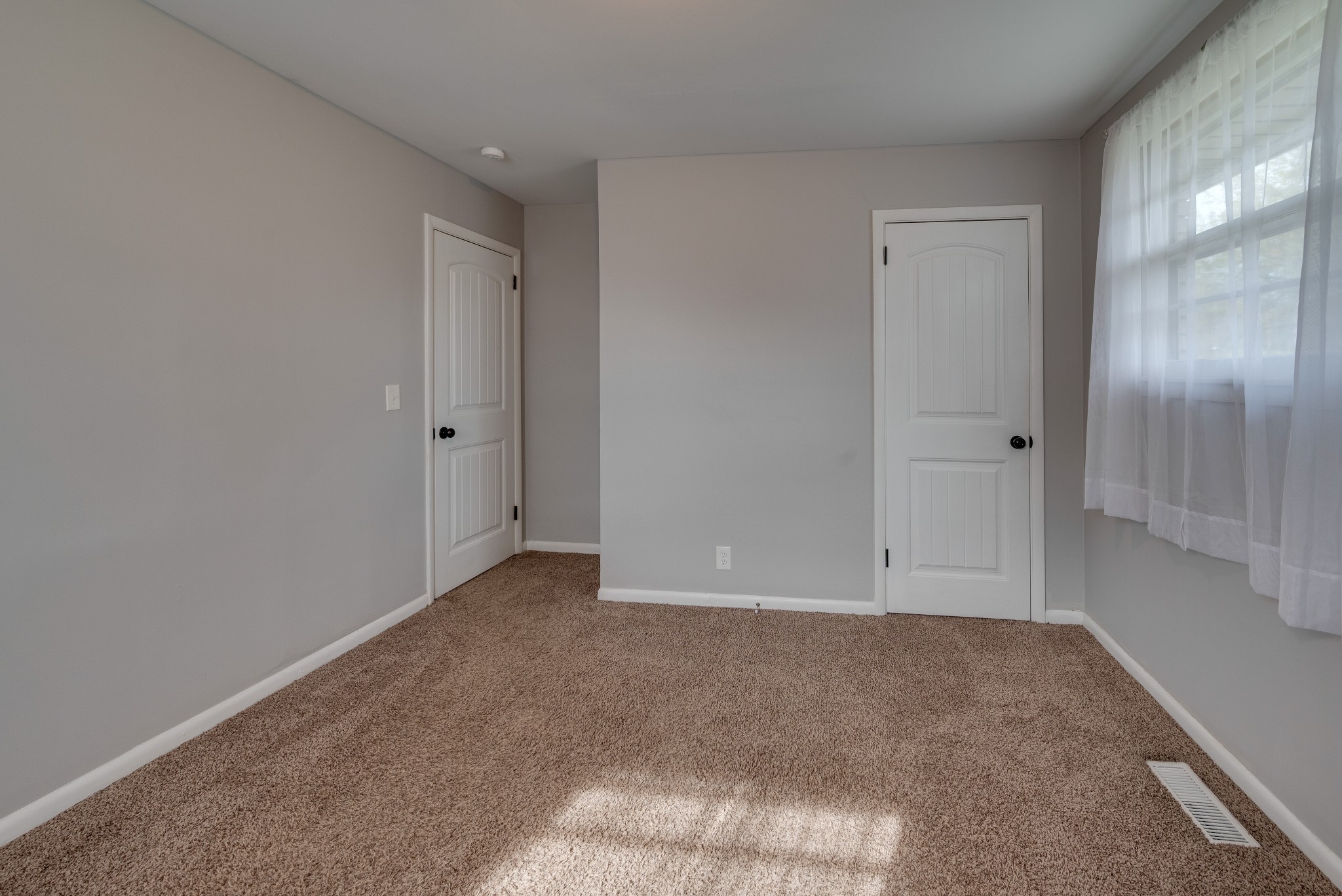 3254 Vailview Dr