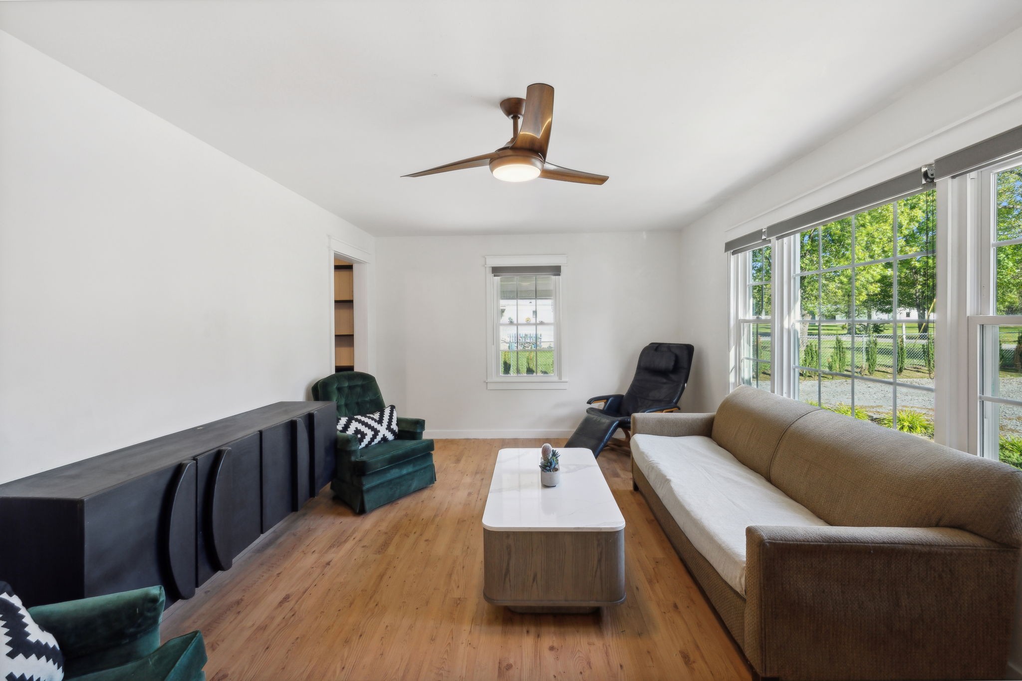 108 Main St, W