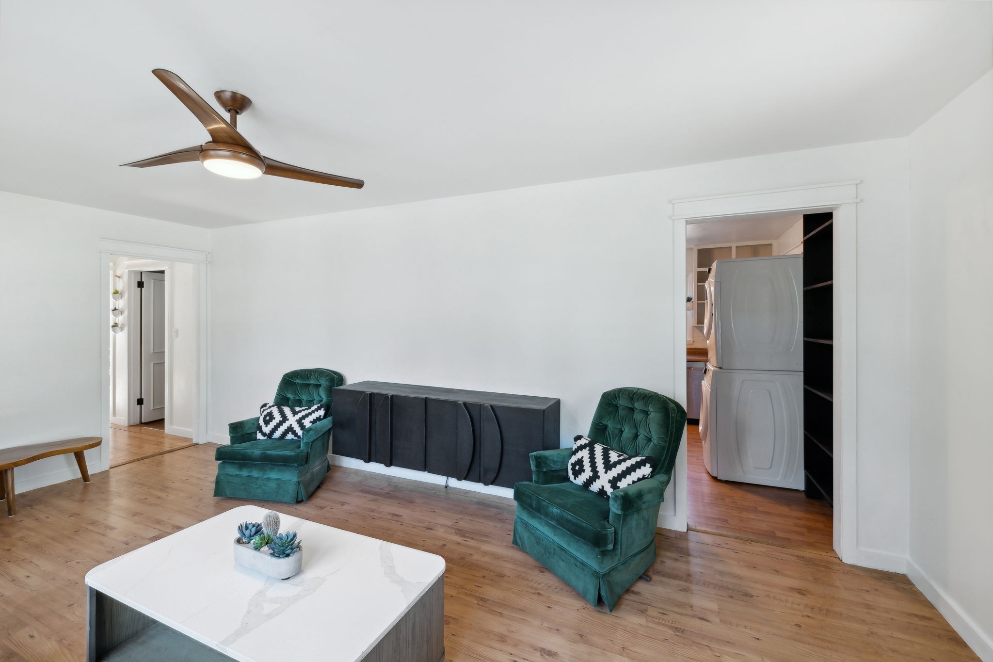 108 Main St, W