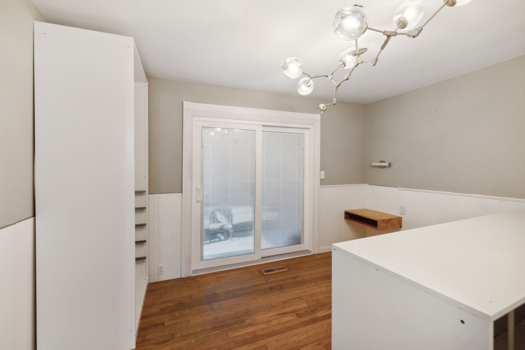 108 Main St, W