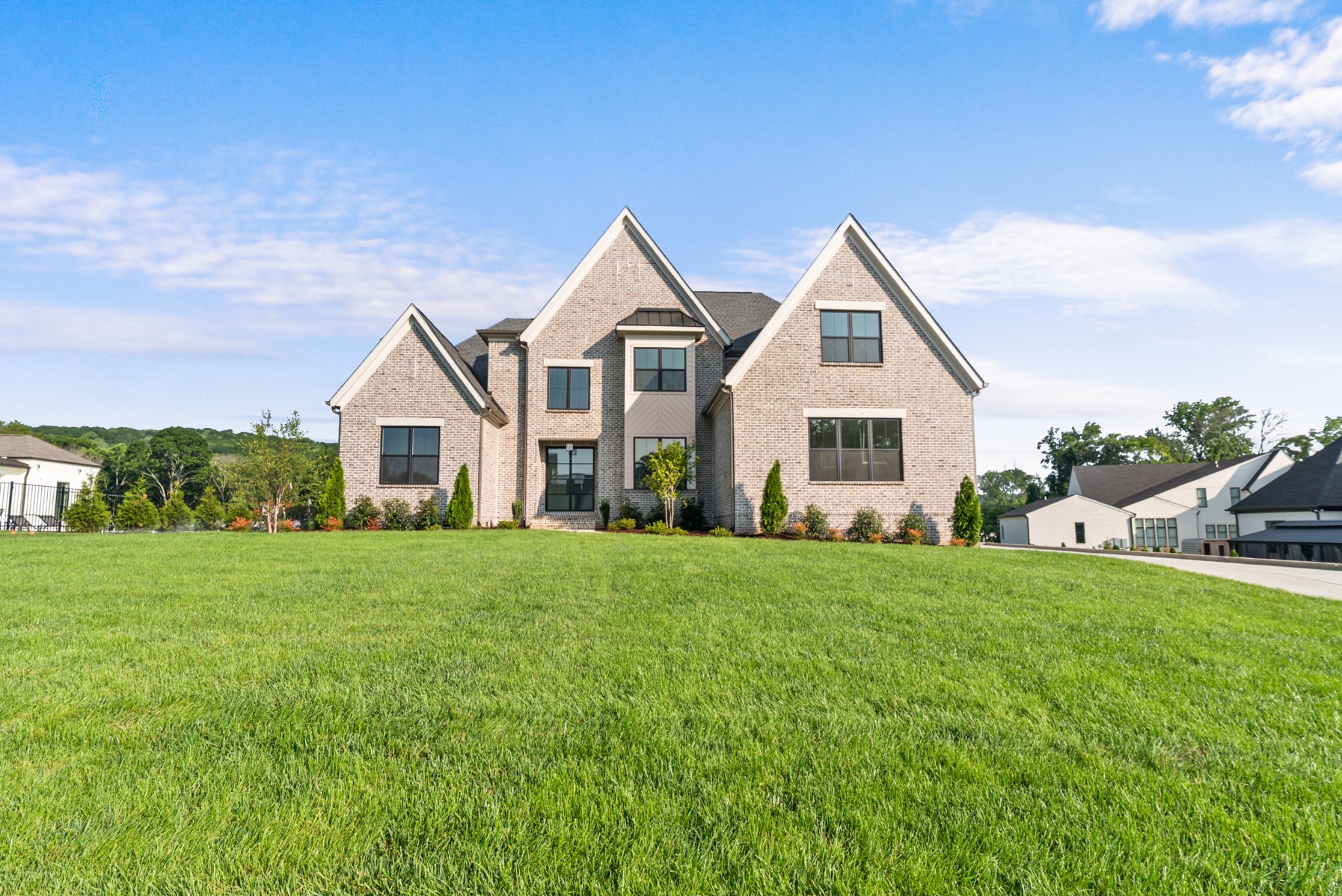 1683 Geralds Dr