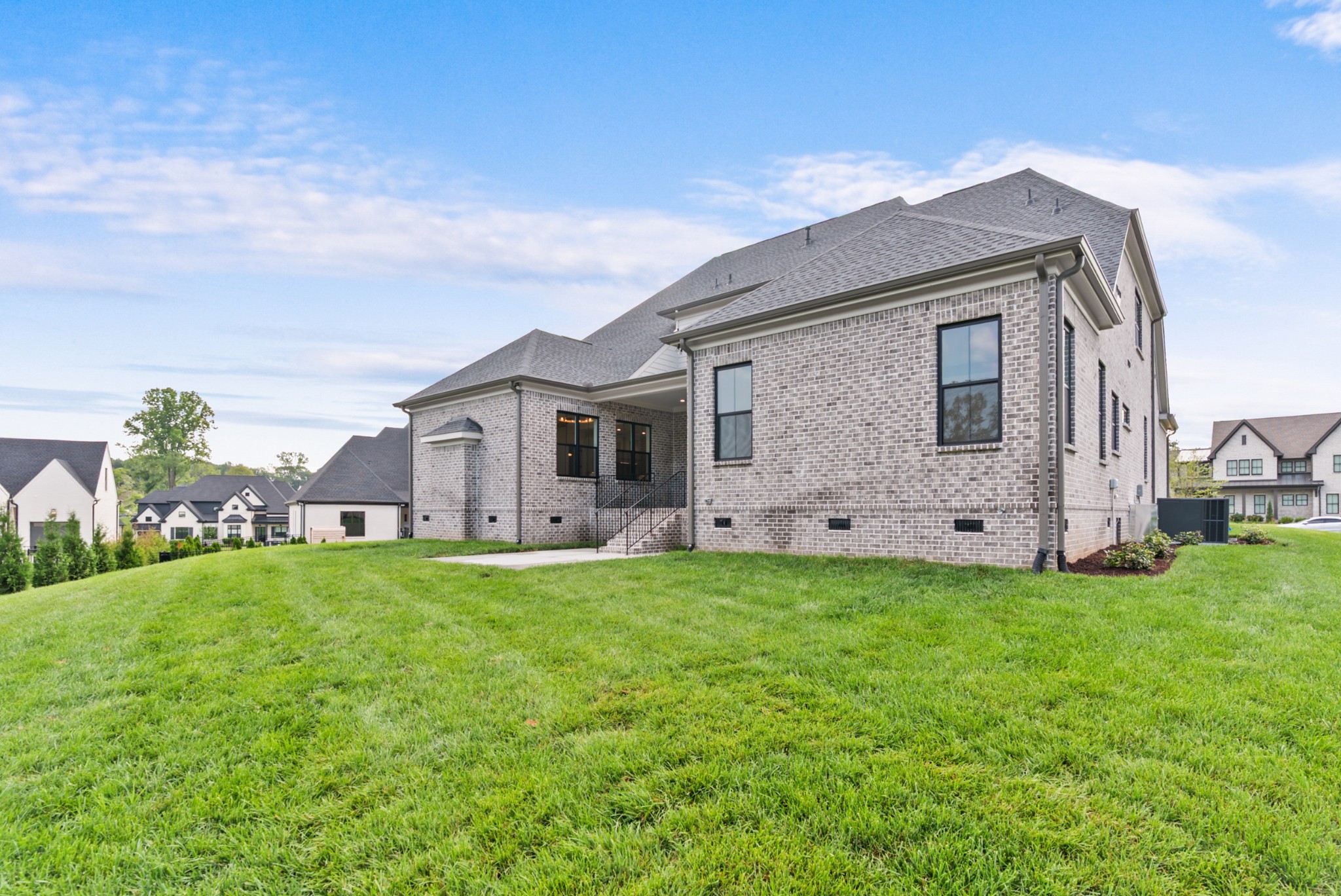 1683 Geralds Dr
