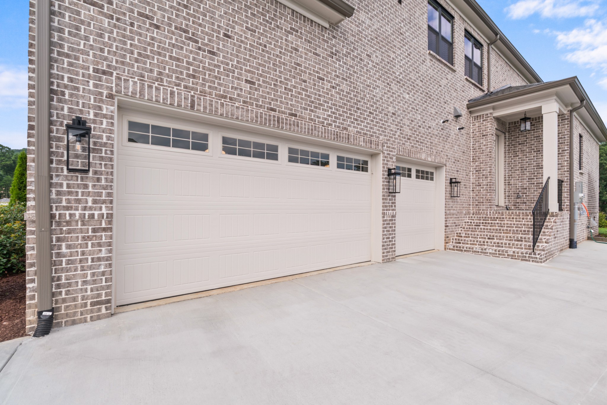 1683 Geralds Dr