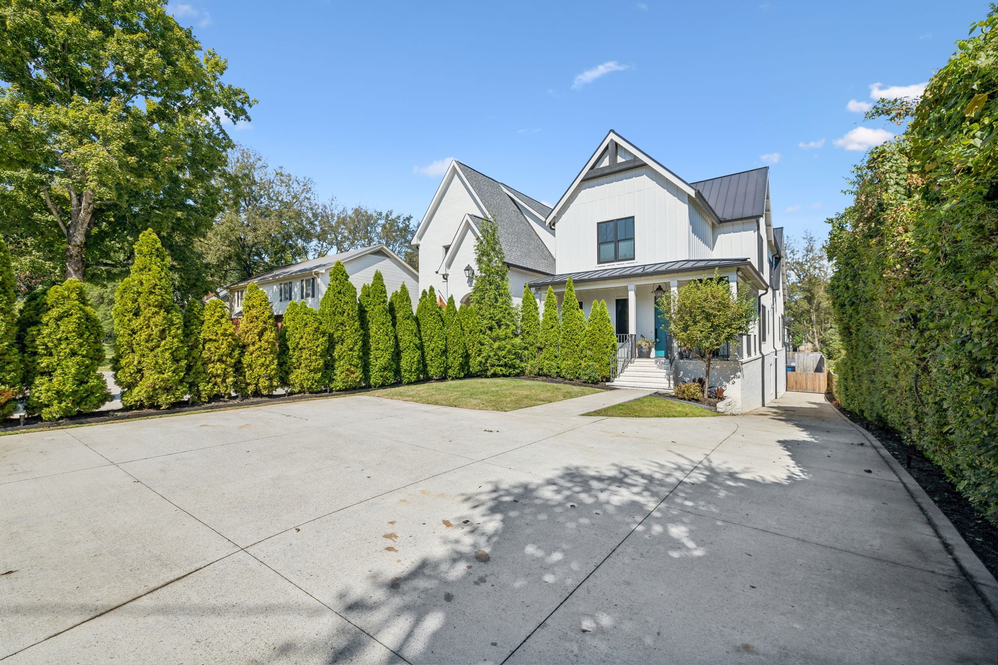 1108 Grandview