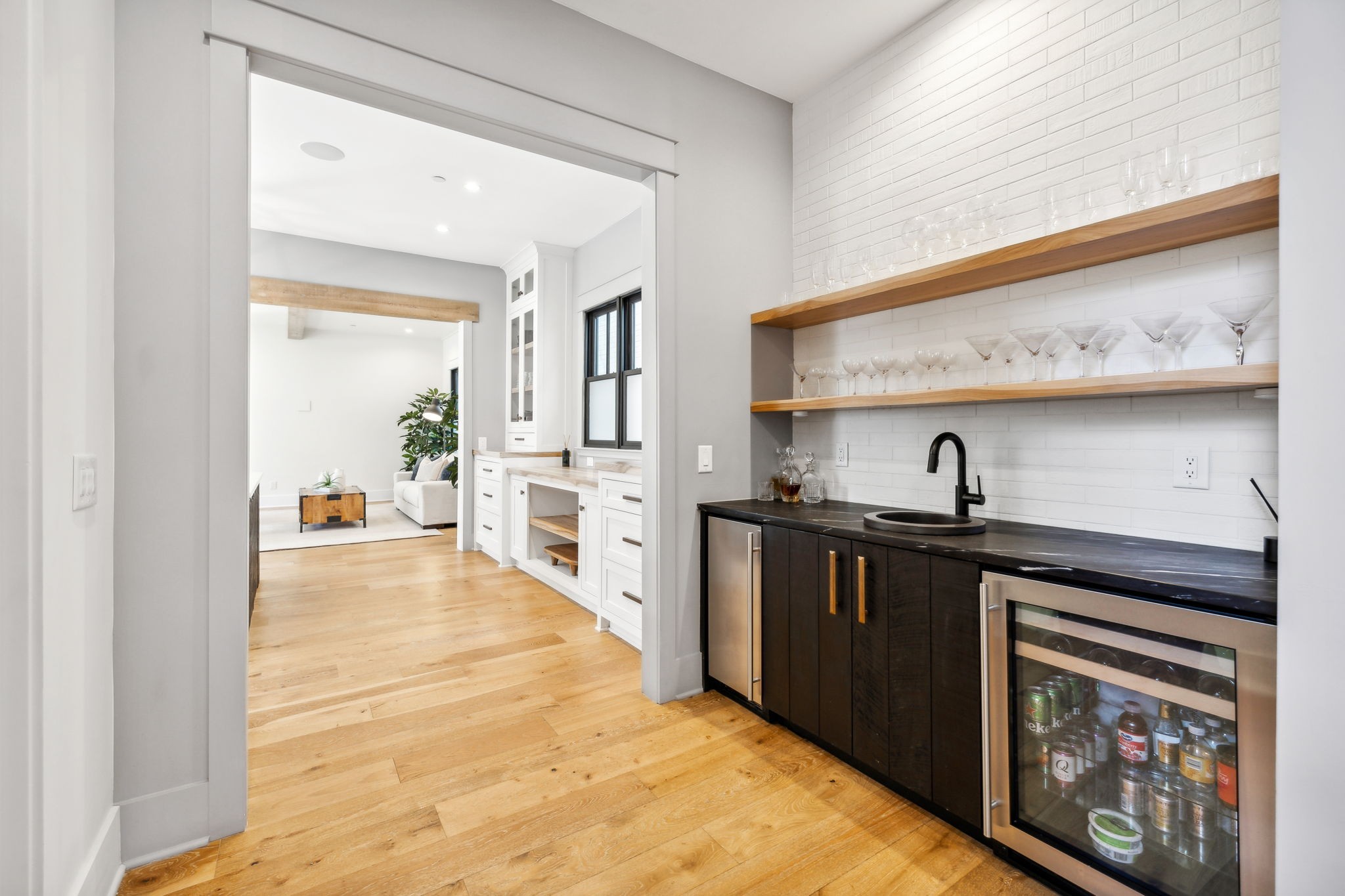 1108 Grandview