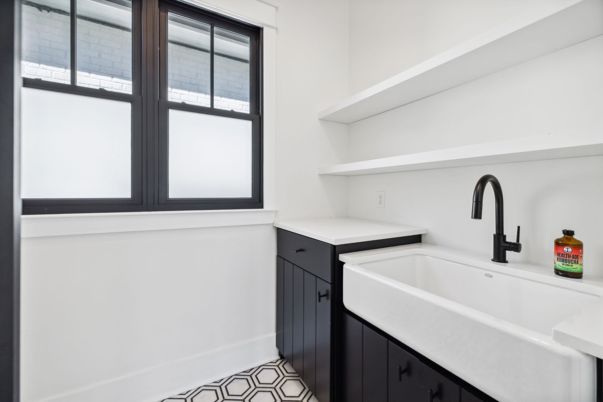 1108 Grandview