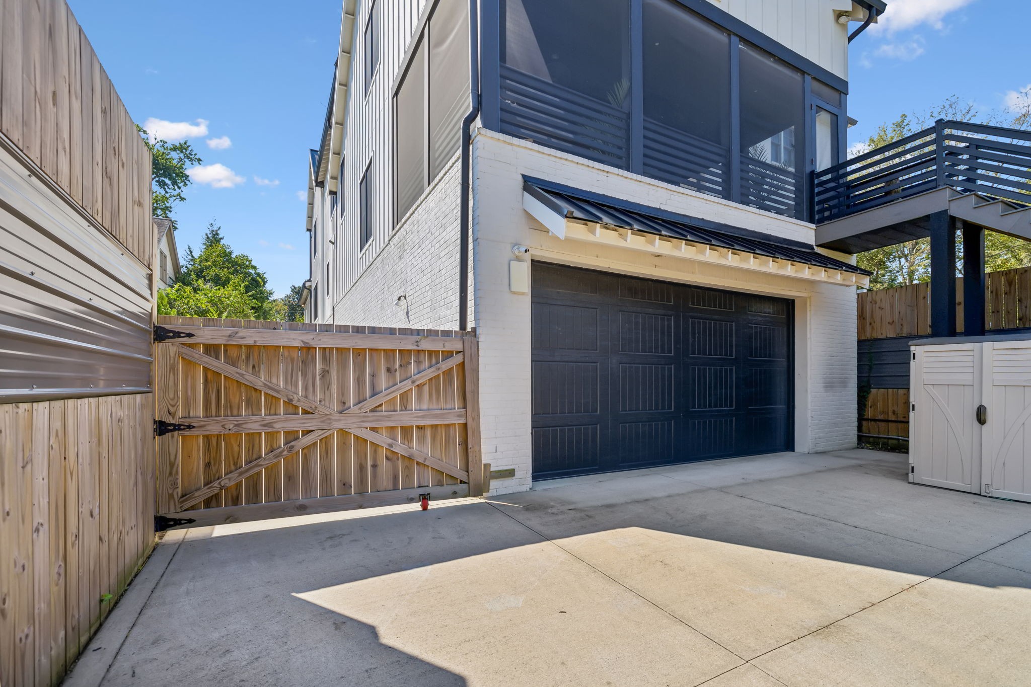 1108 Grandview