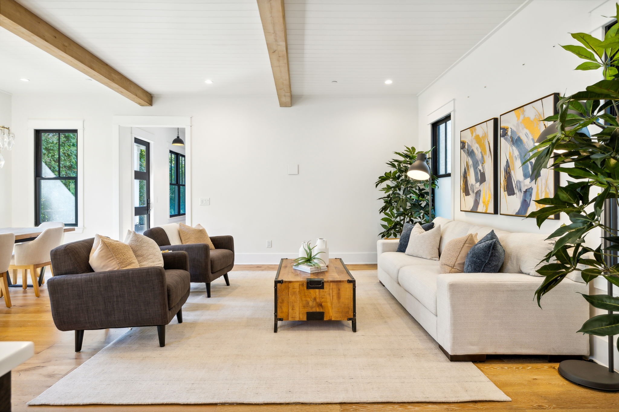 1108 Grandview