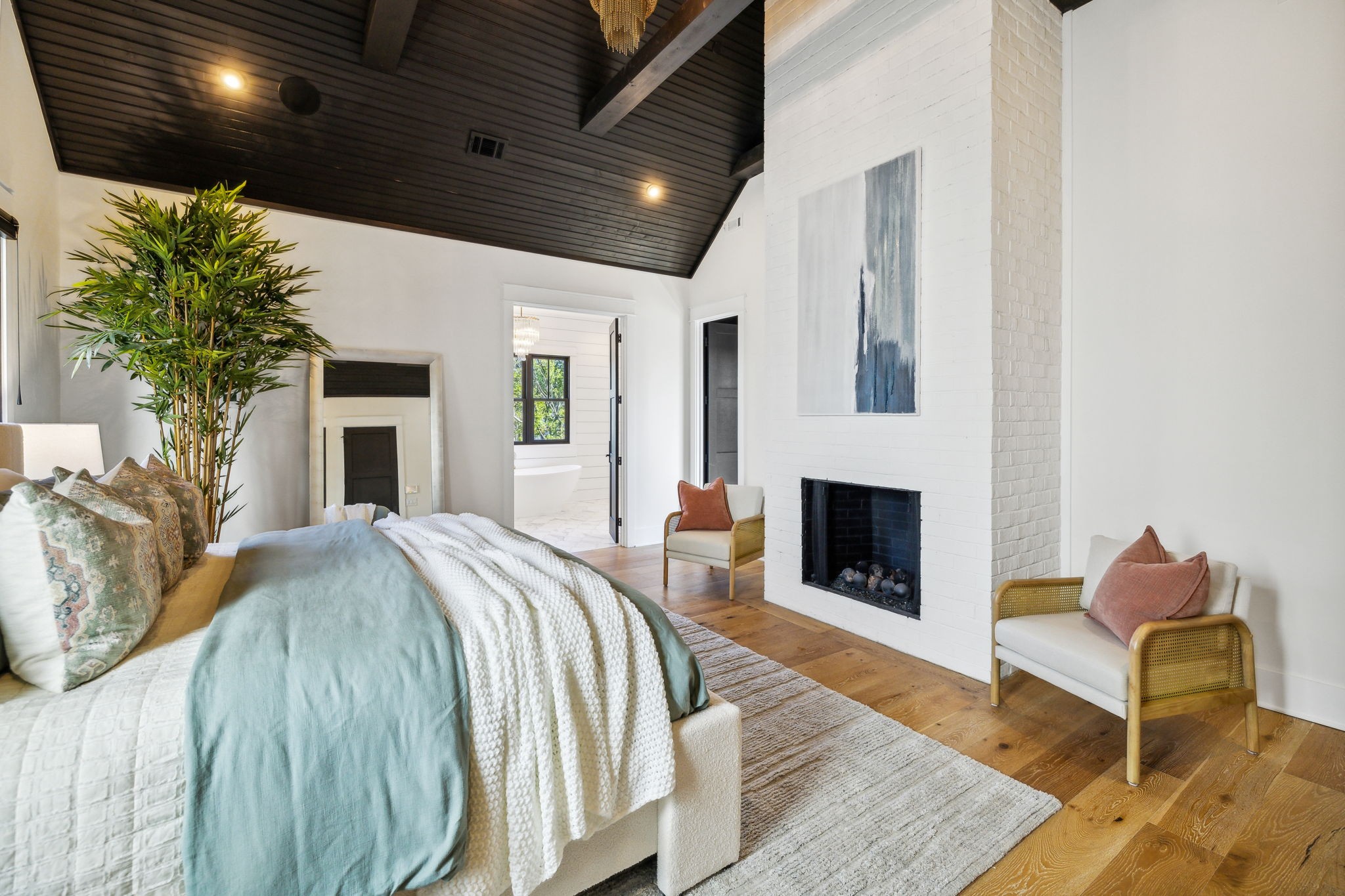 1108 Grandview