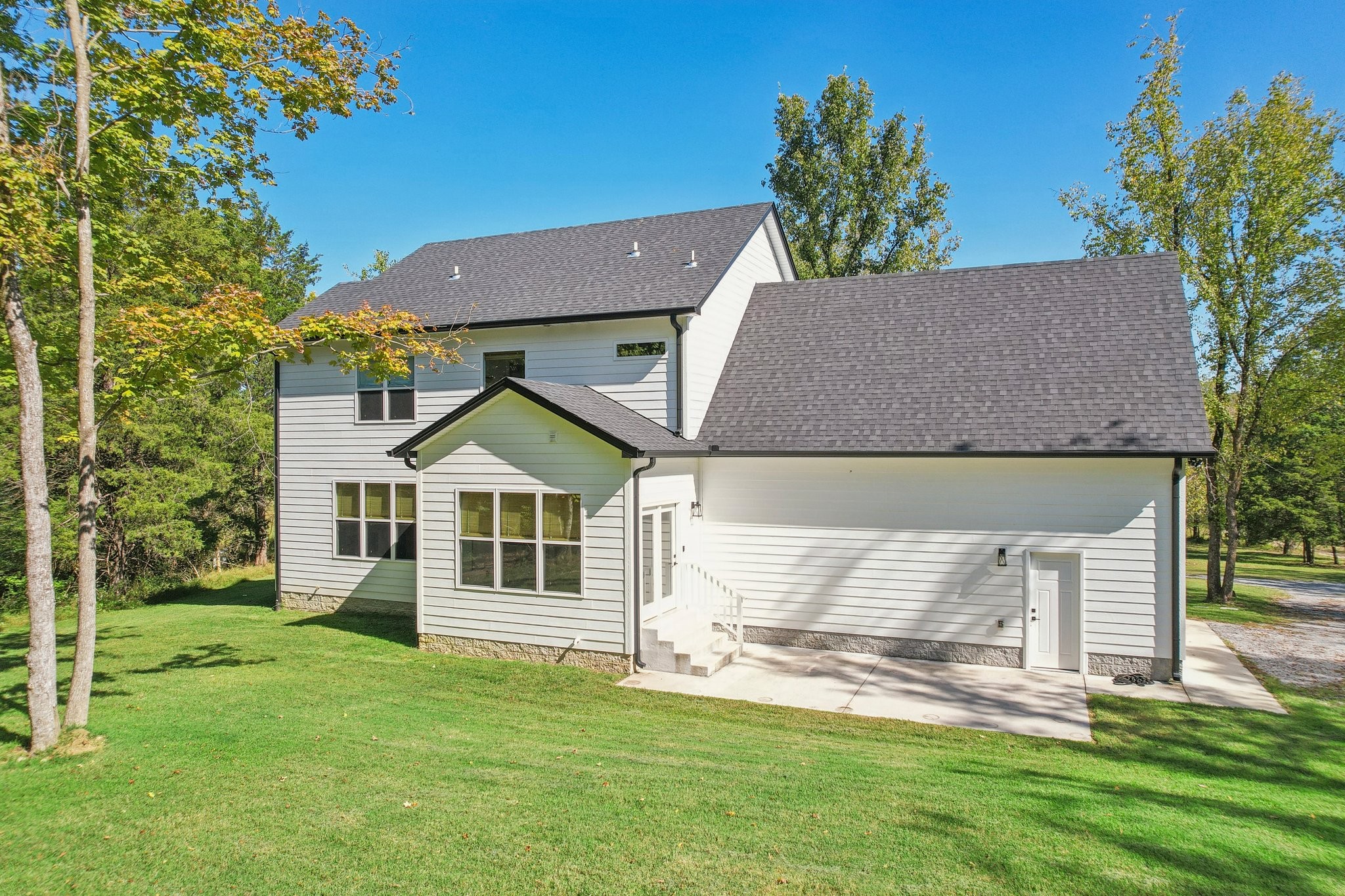 3392 Earhart Rd