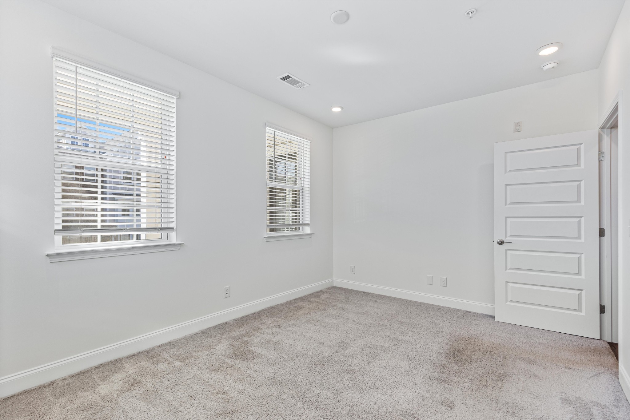 900 Vintage Green Ln Unit: 204