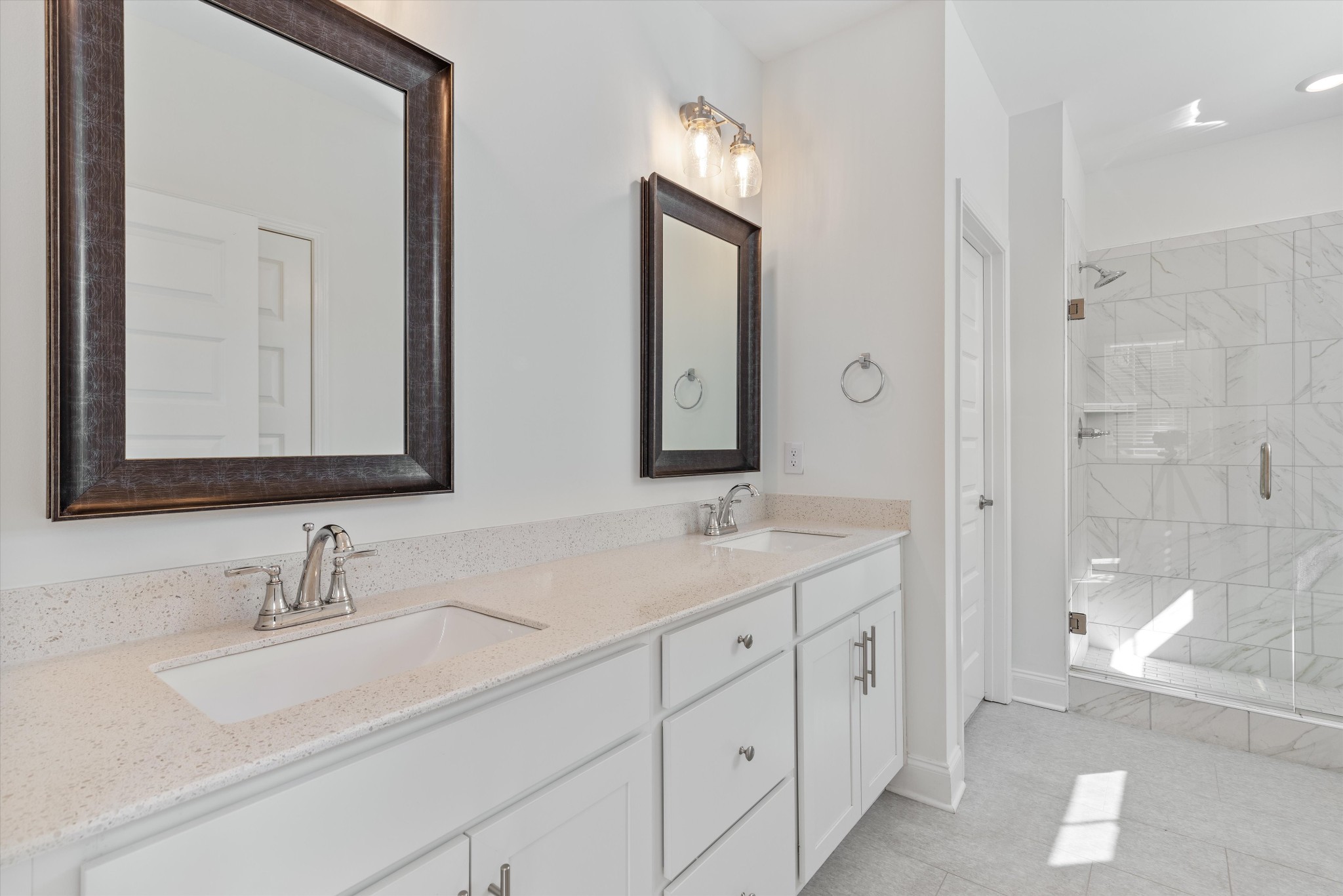900 Vintage Green Ln Unit: 204