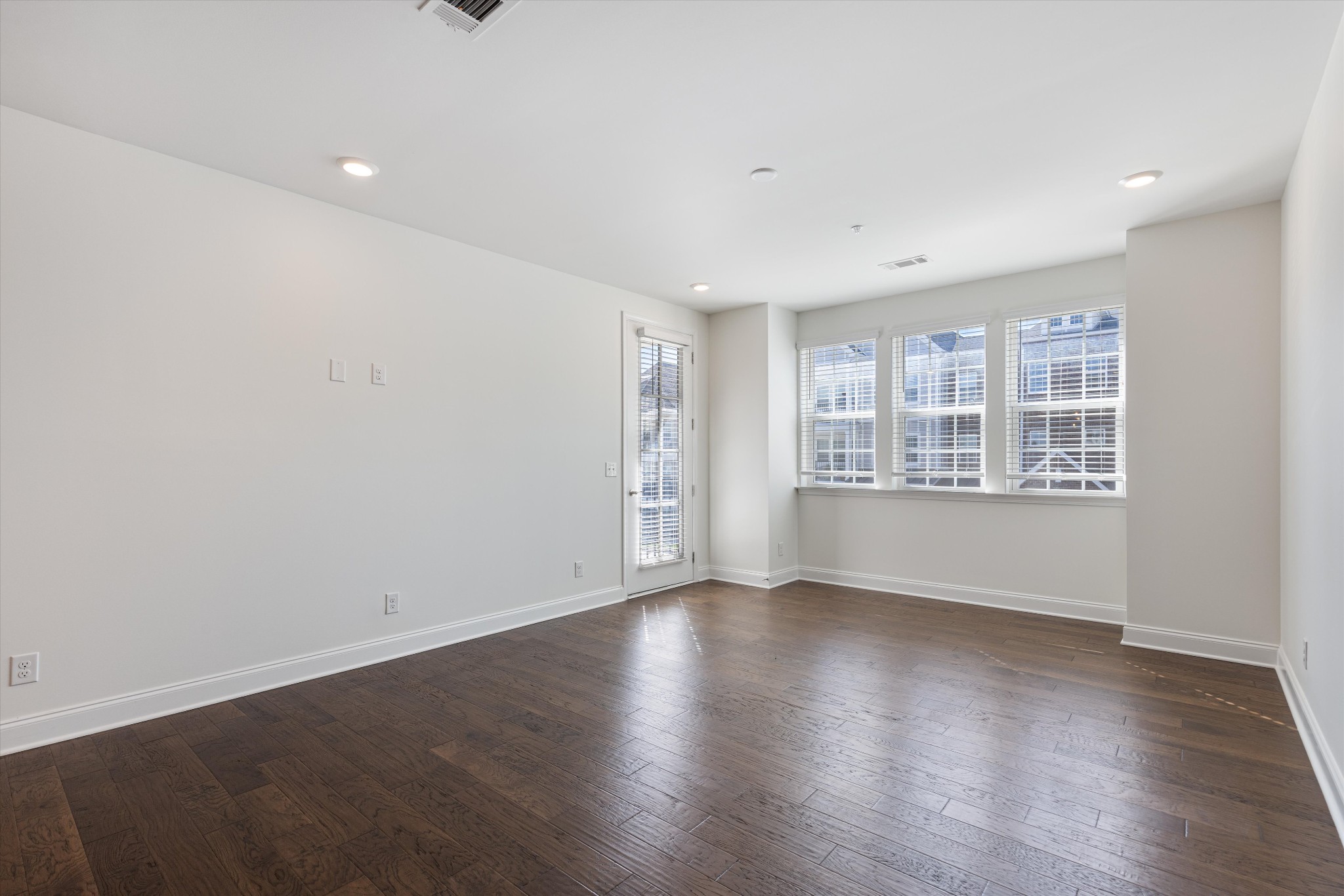 900 Vintage Green Ln Unit: 204