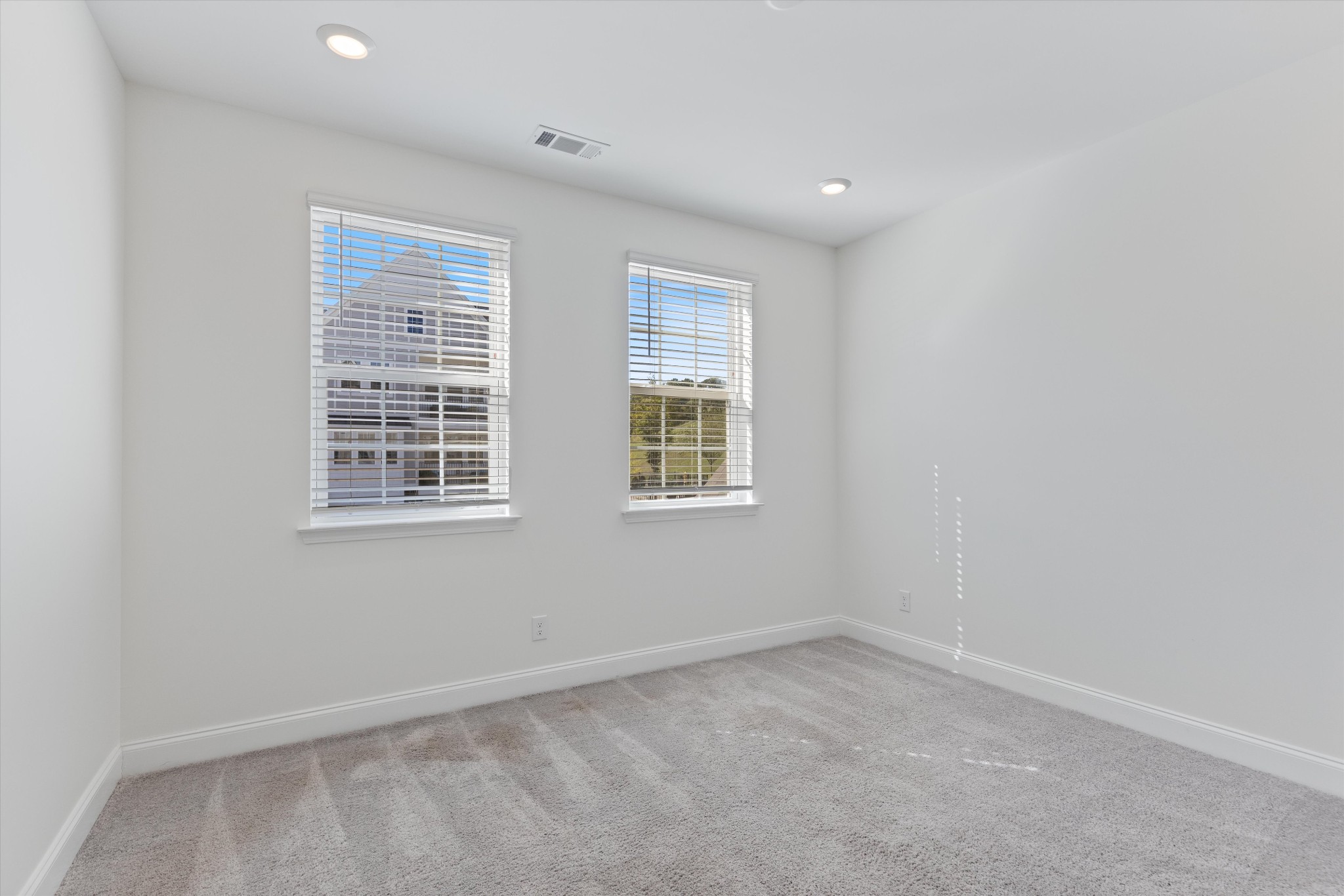 900 Vintage Green Ln Unit: 204
