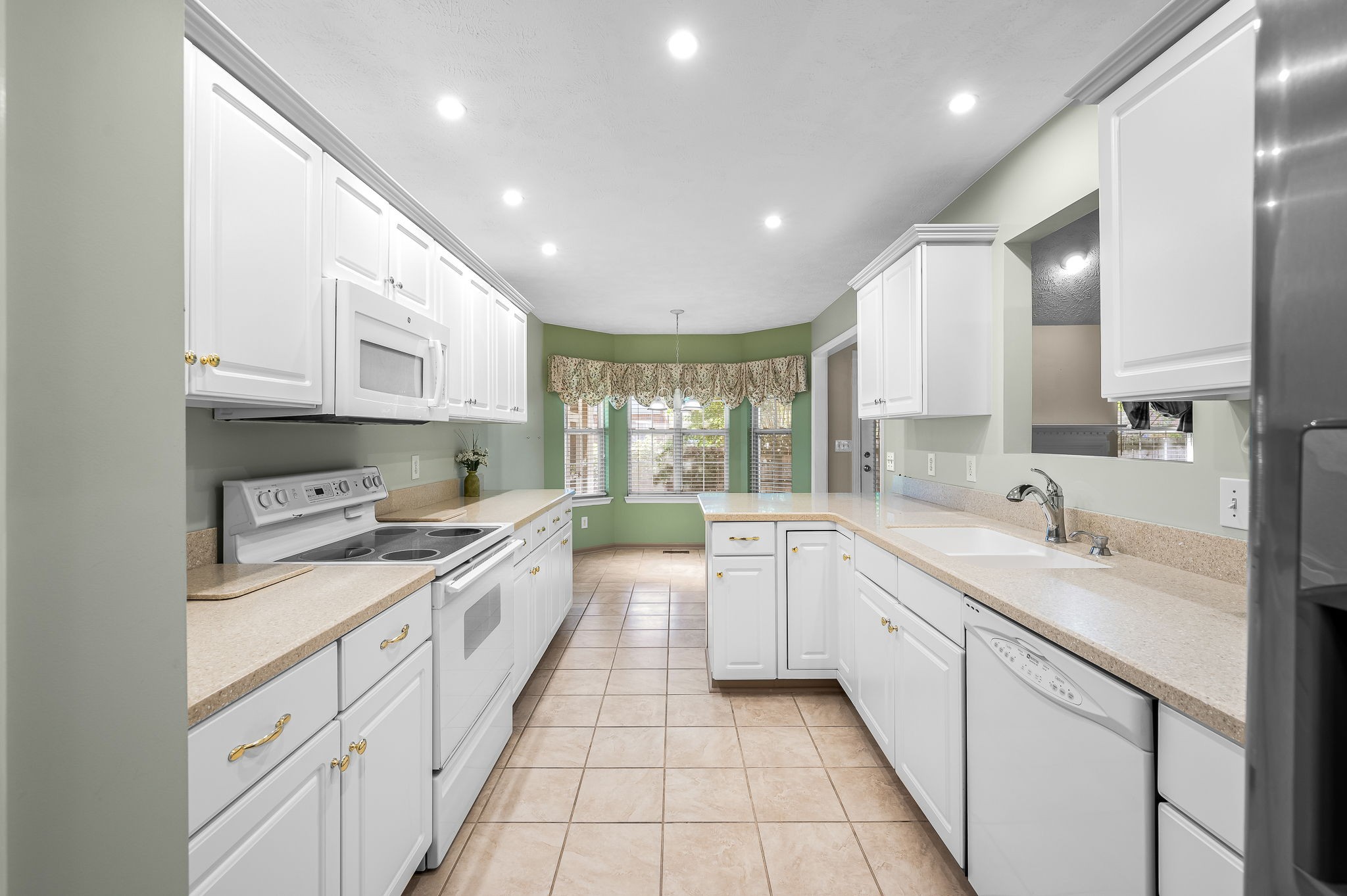 2708 Comer Dr