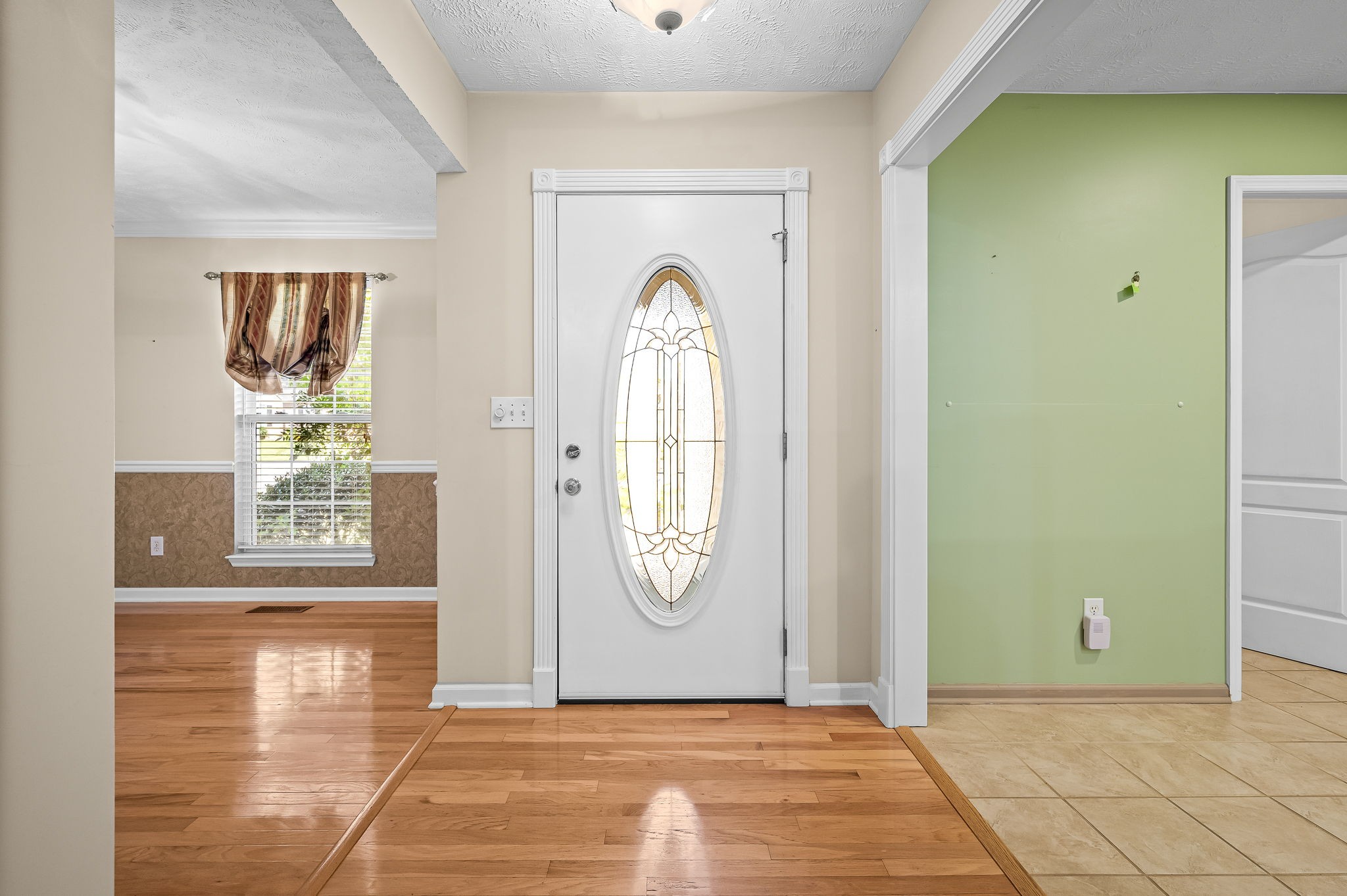 2708 Comer Dr