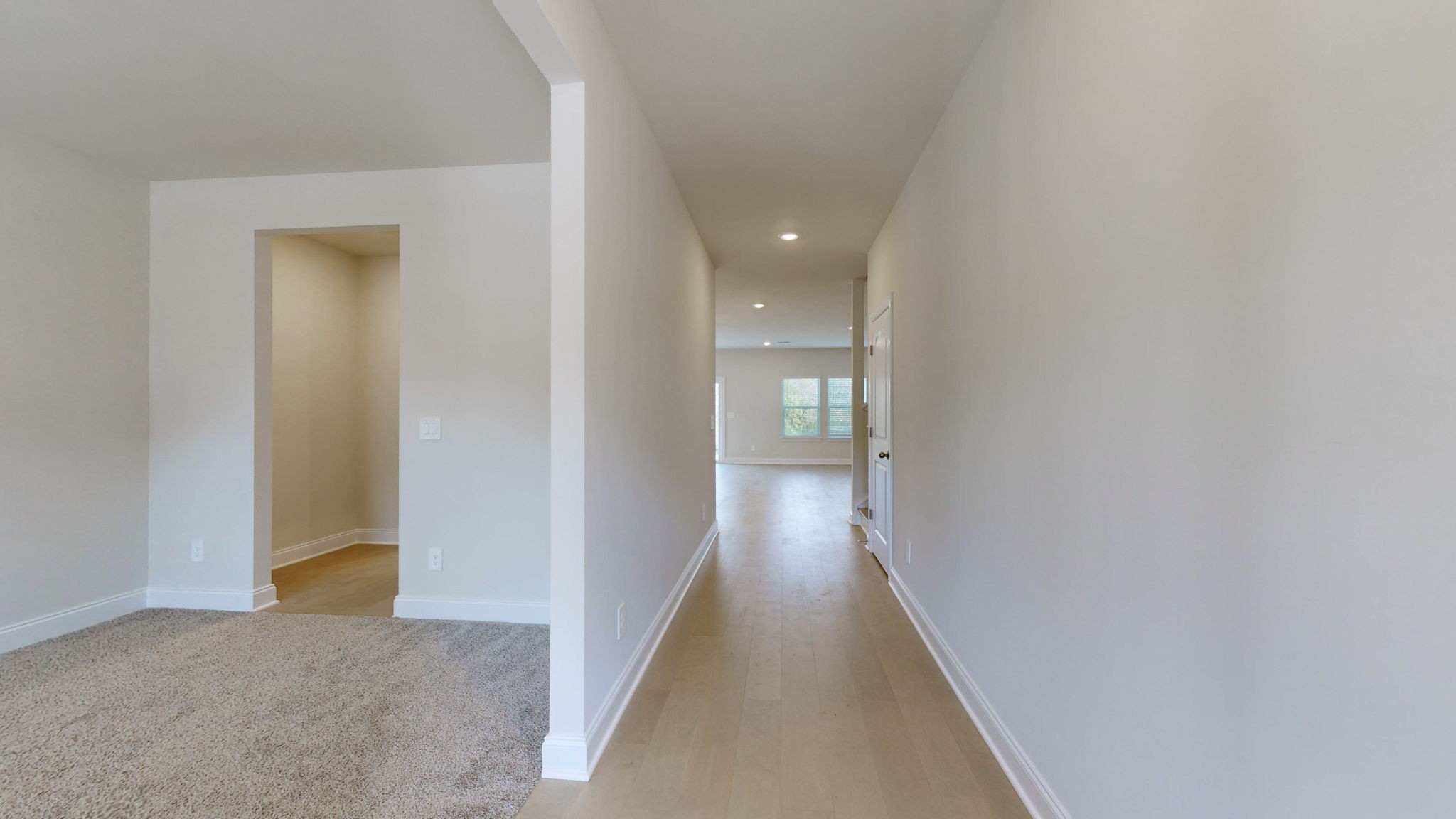 4952 Myra Dr