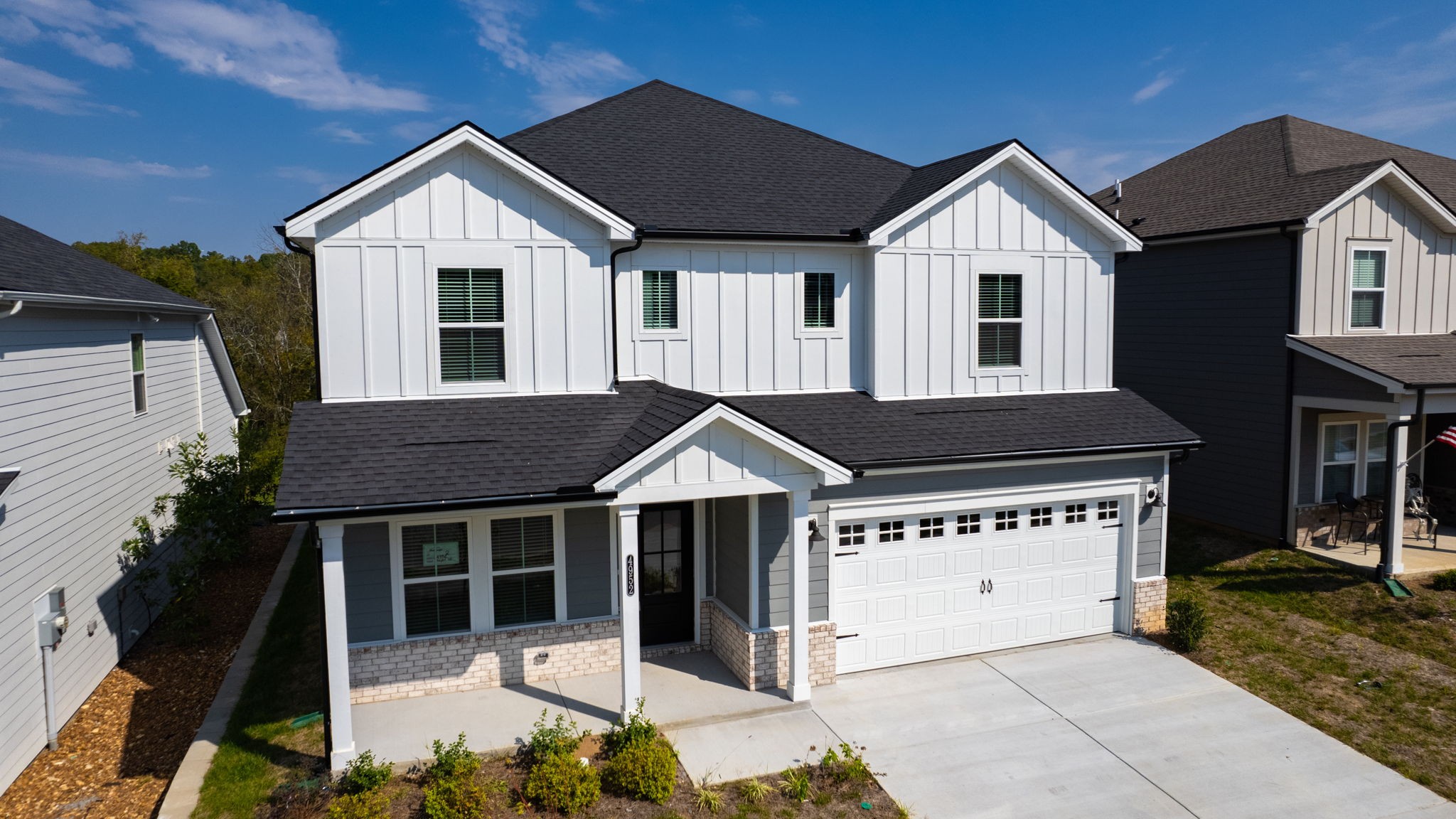 4952 Myra Dr