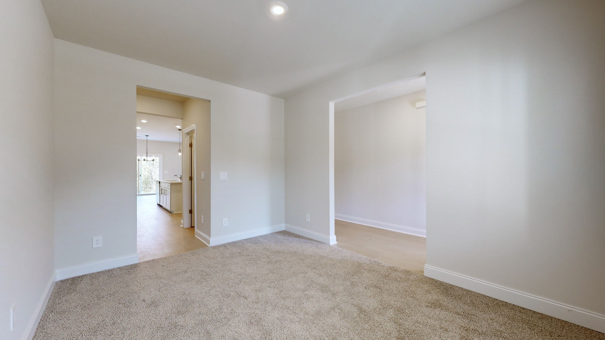 4952 Myra Dr