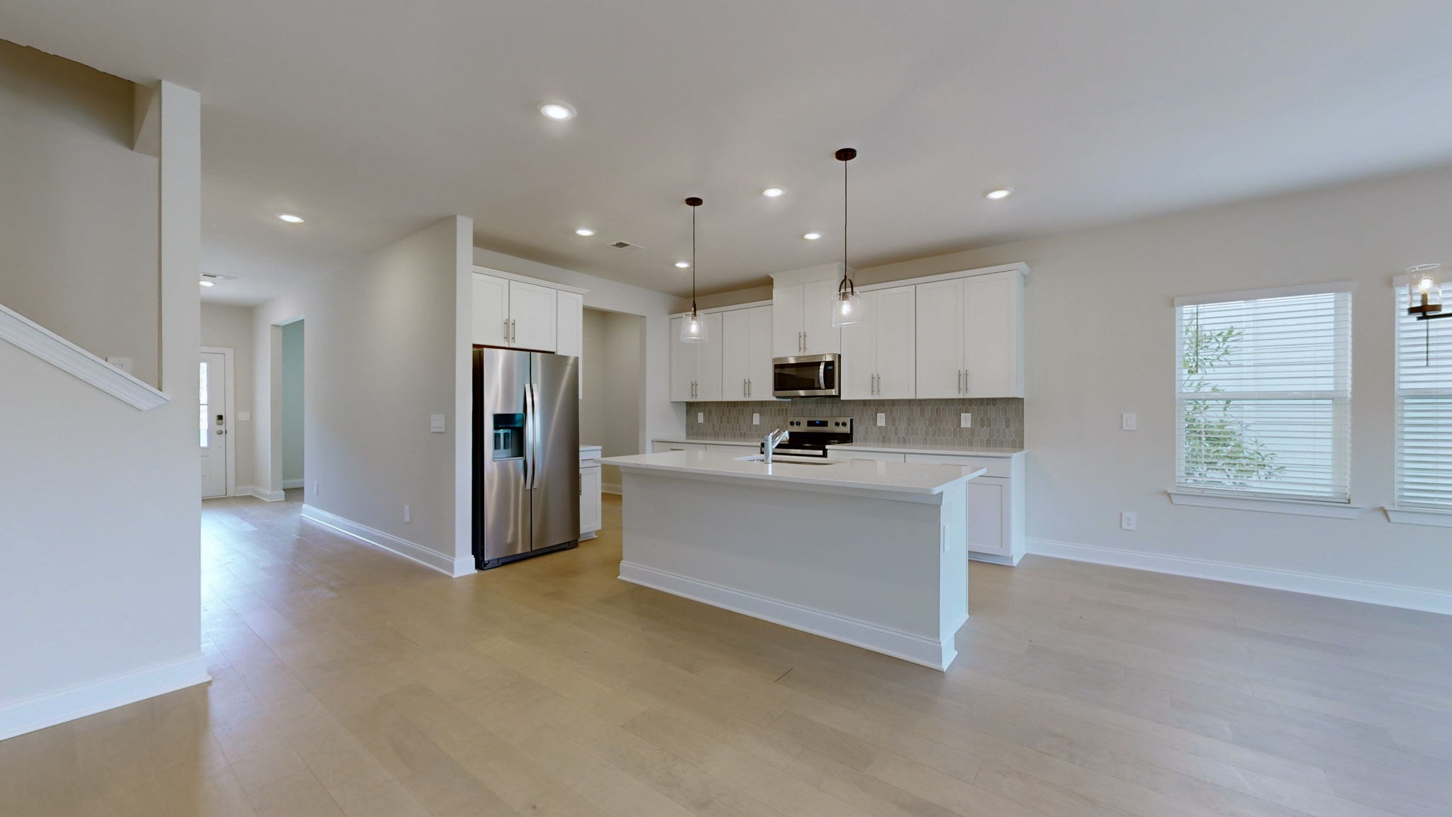 4952 Myra Dr