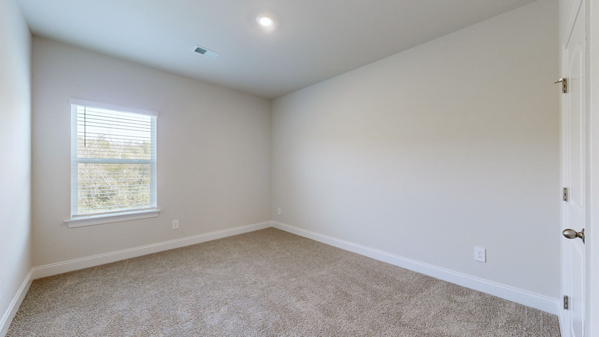 4952 Myra Dr