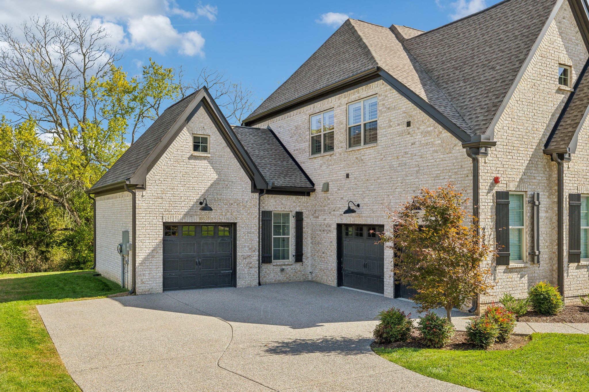 220 Bishops Gate Dr