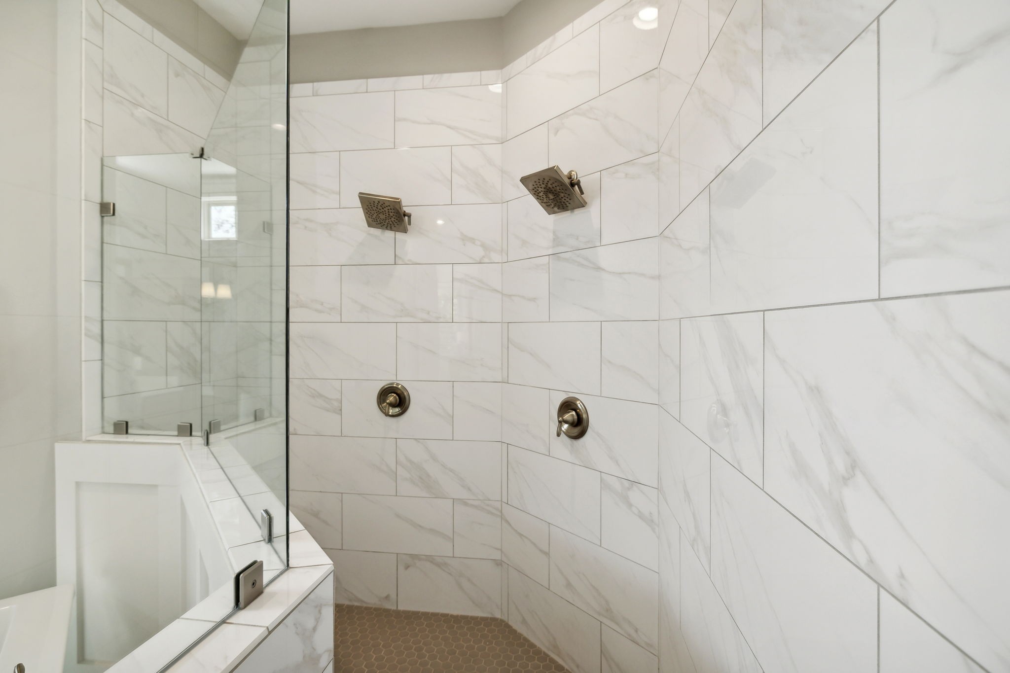 220 Bishops Gate Dr