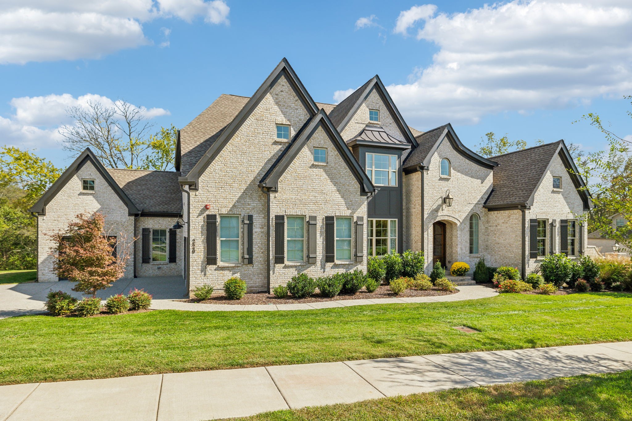220 Bishops Gate Dr