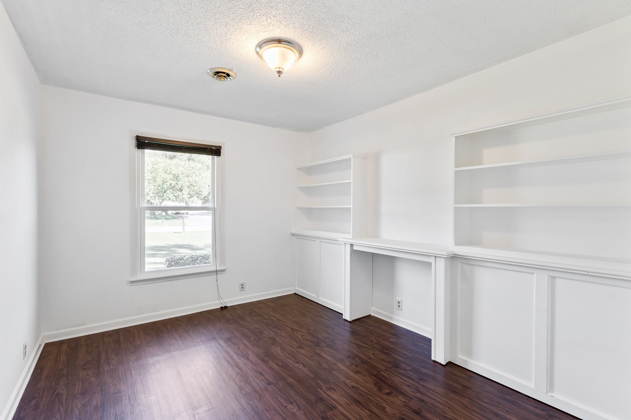 148 Arsenal Dr