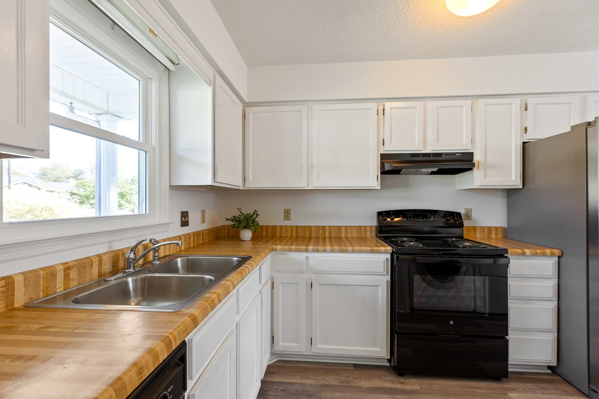 148 Arsenal Dr
