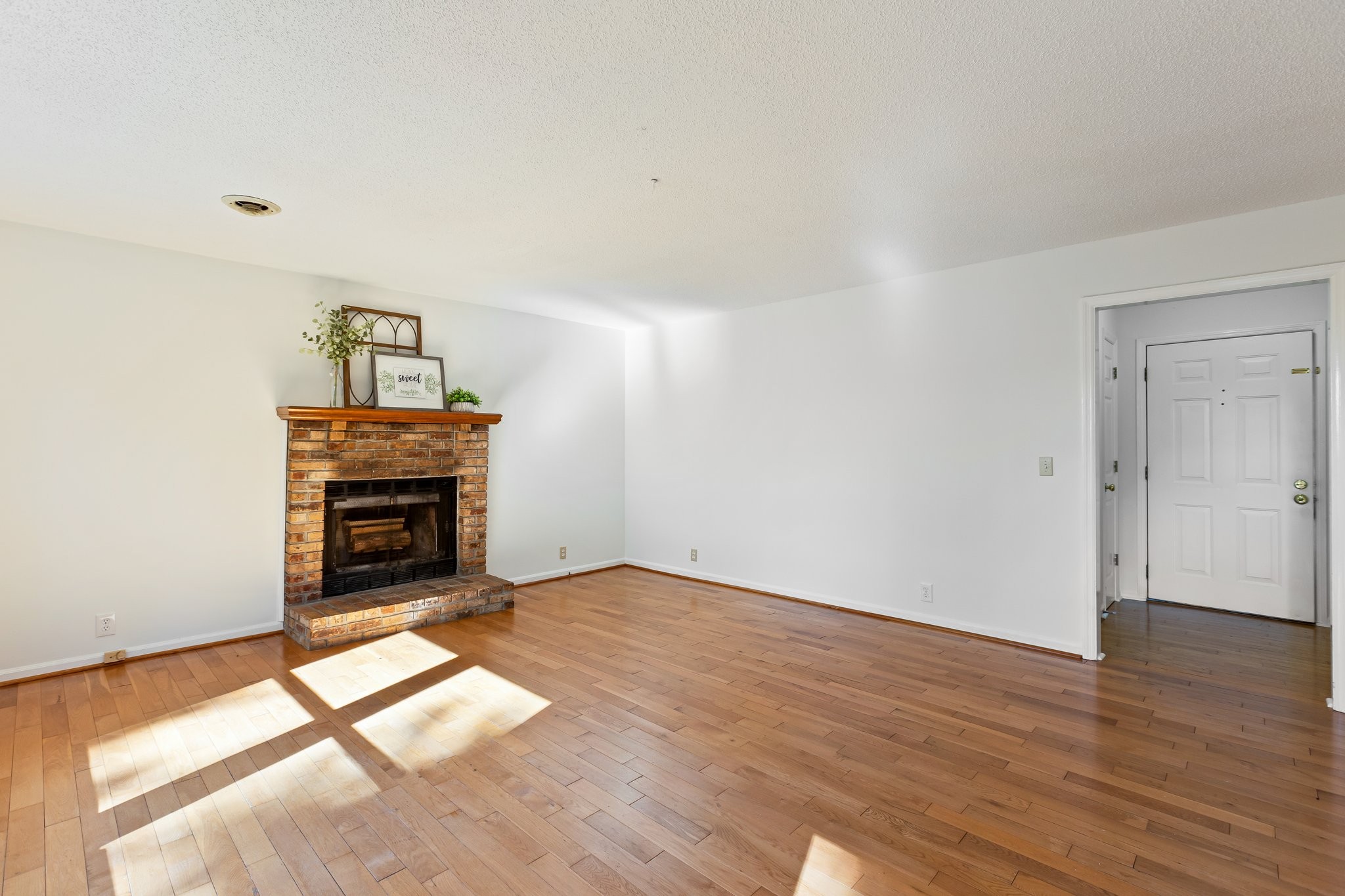 148 Arsenal Dr