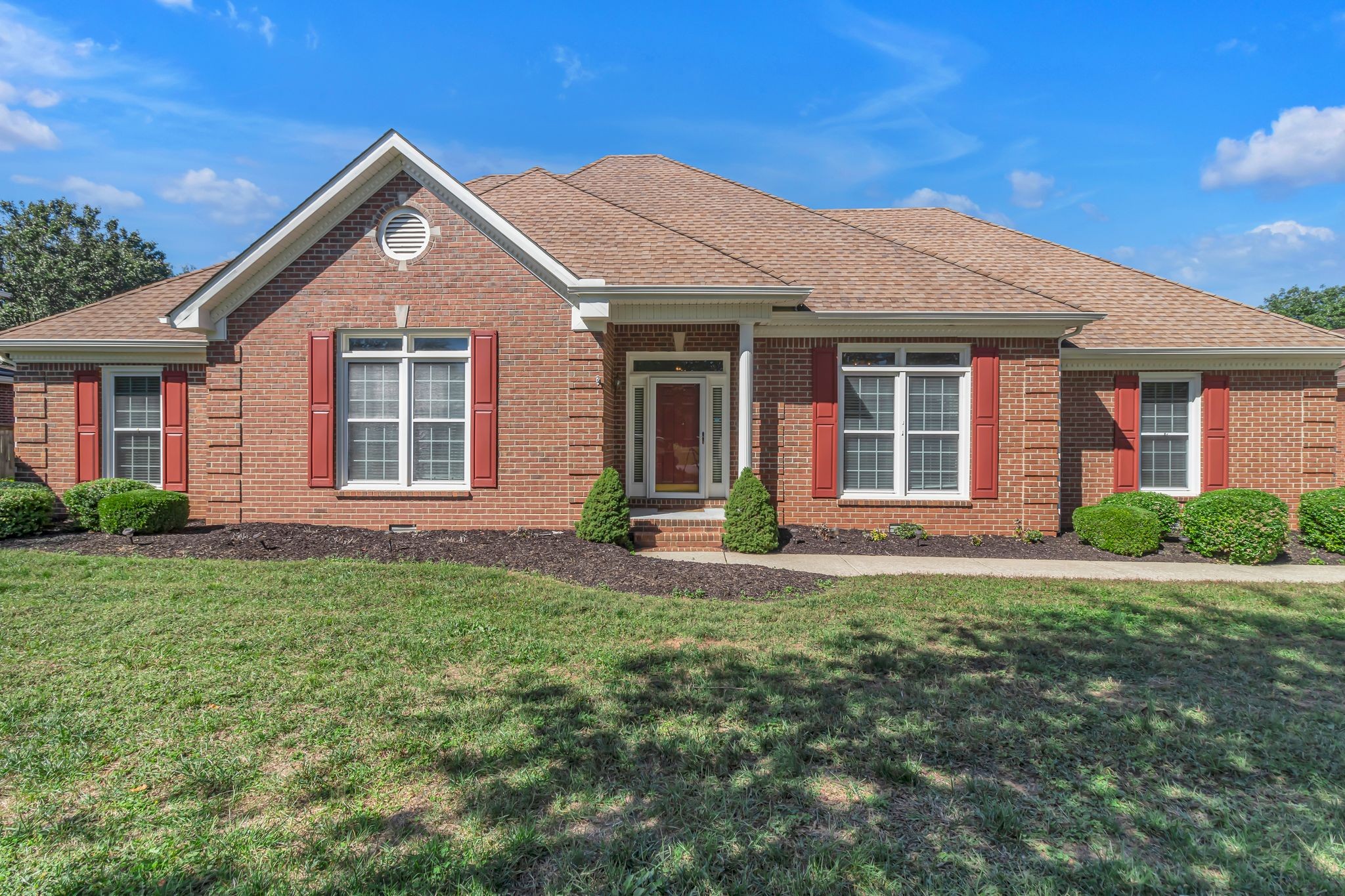 2911 Chaucer Dr