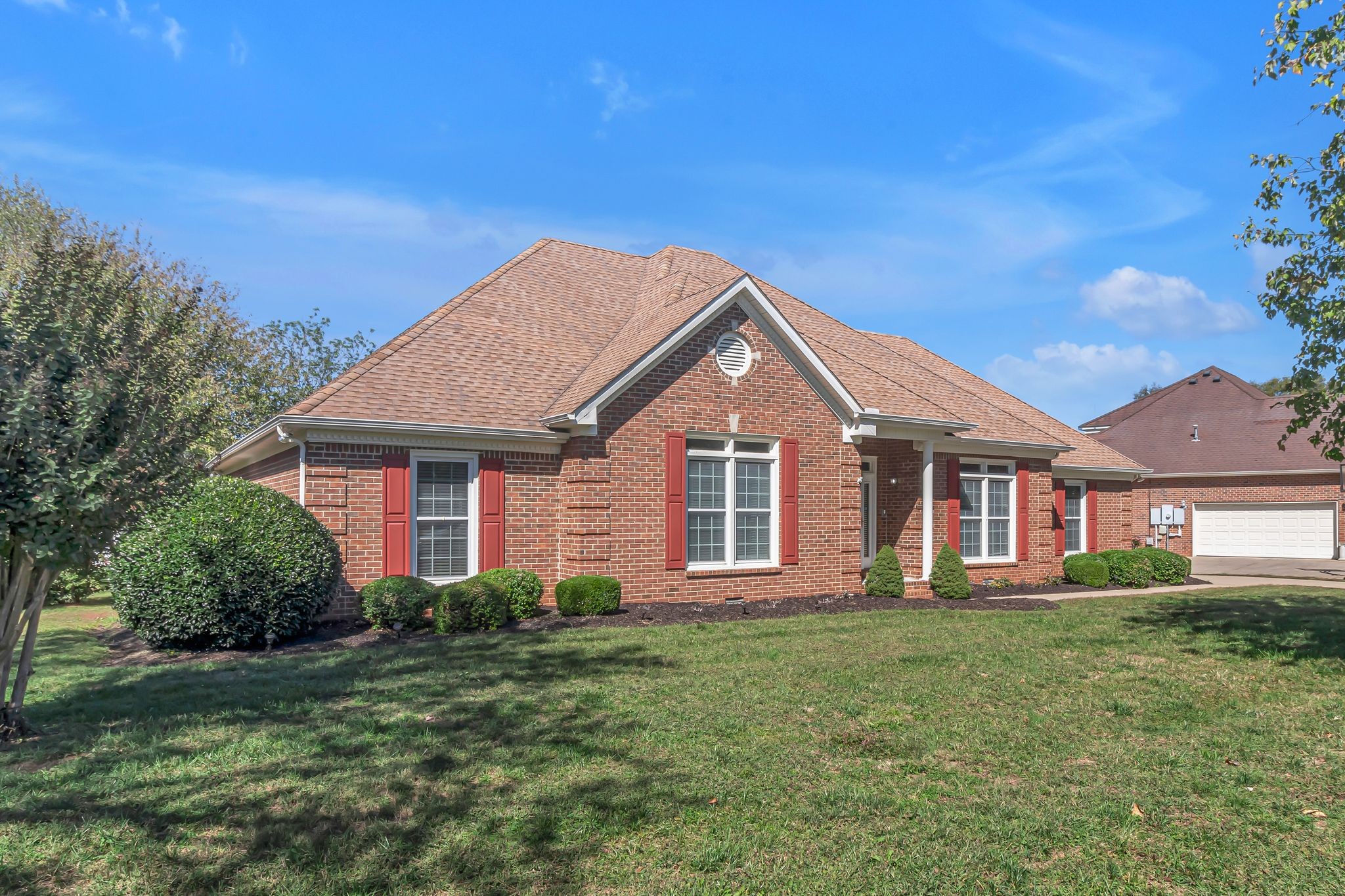 2911 Chaucer Dr
